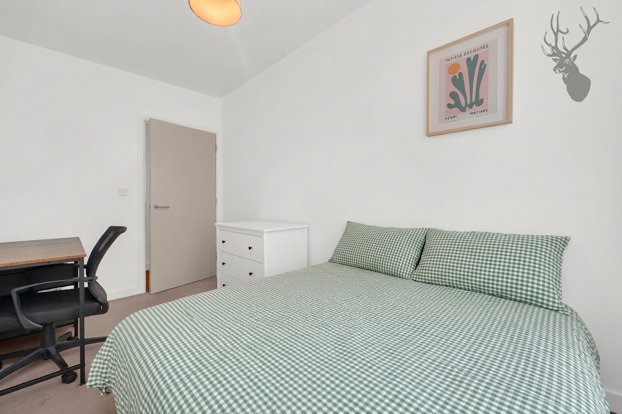 2 bedroom flat for sale, Shackle Court, London, E3, photo 15 of 16