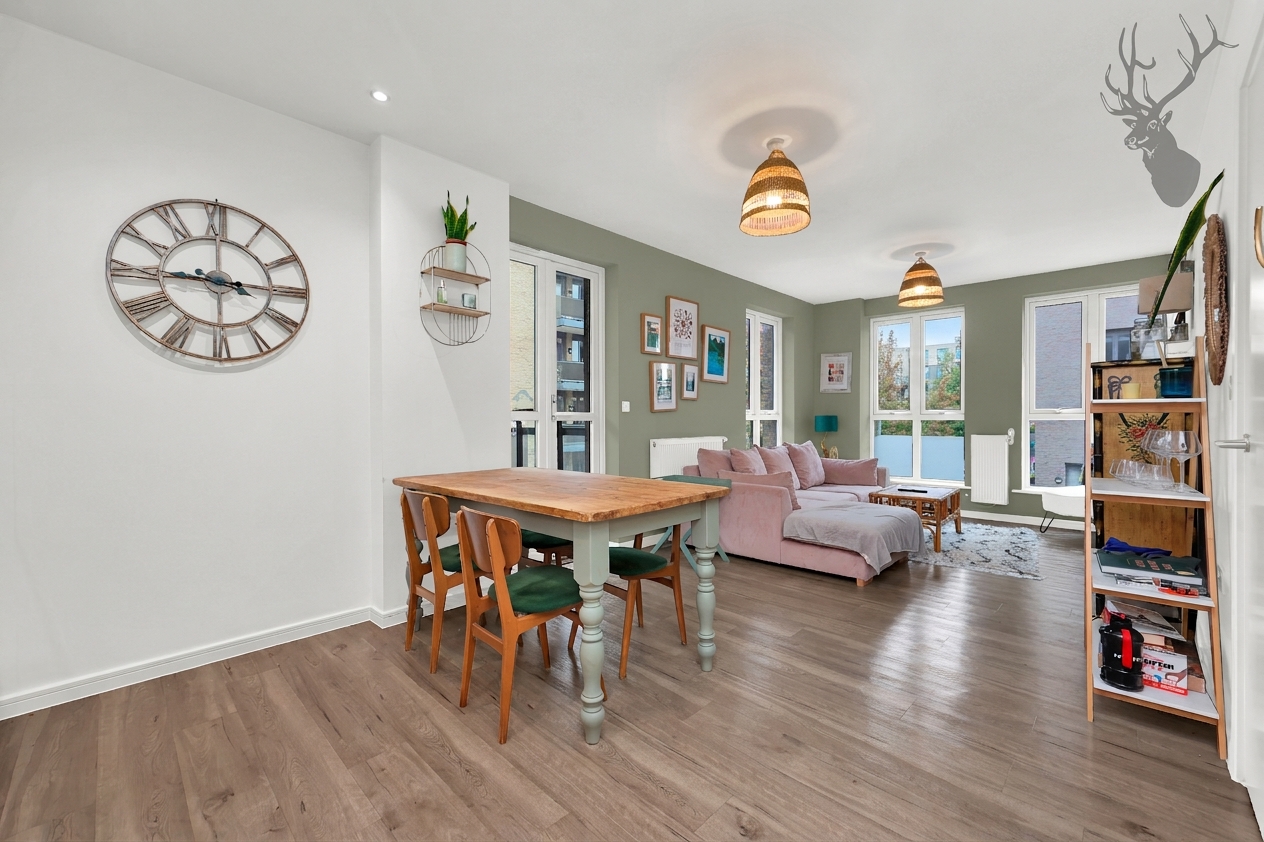 2 bedroom flat for sale, Shackle Court, London, E3, photo 8 of 16