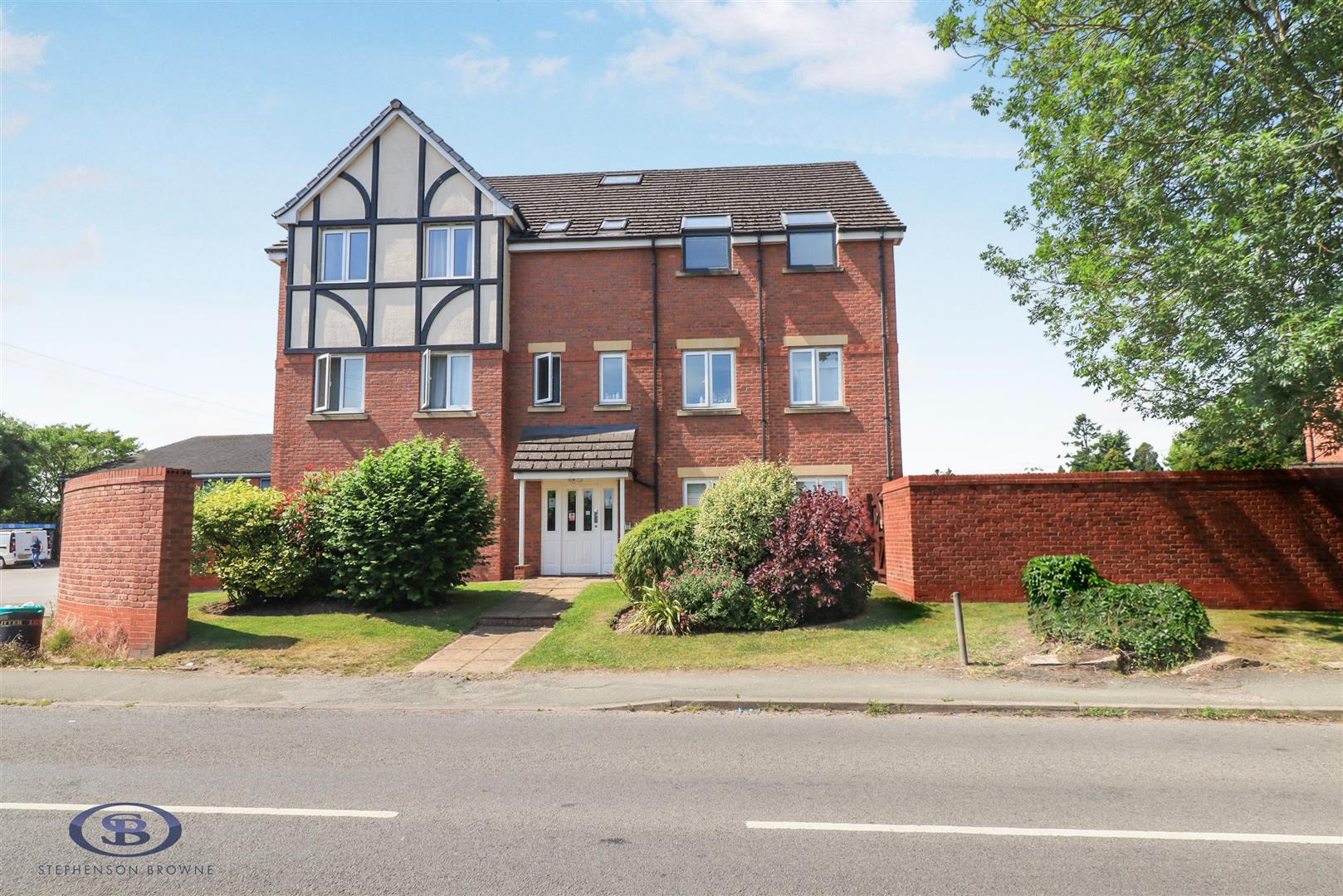 2 bedroom flat for sale, Laburnum Court Springfield Drive, Crewe, CW2