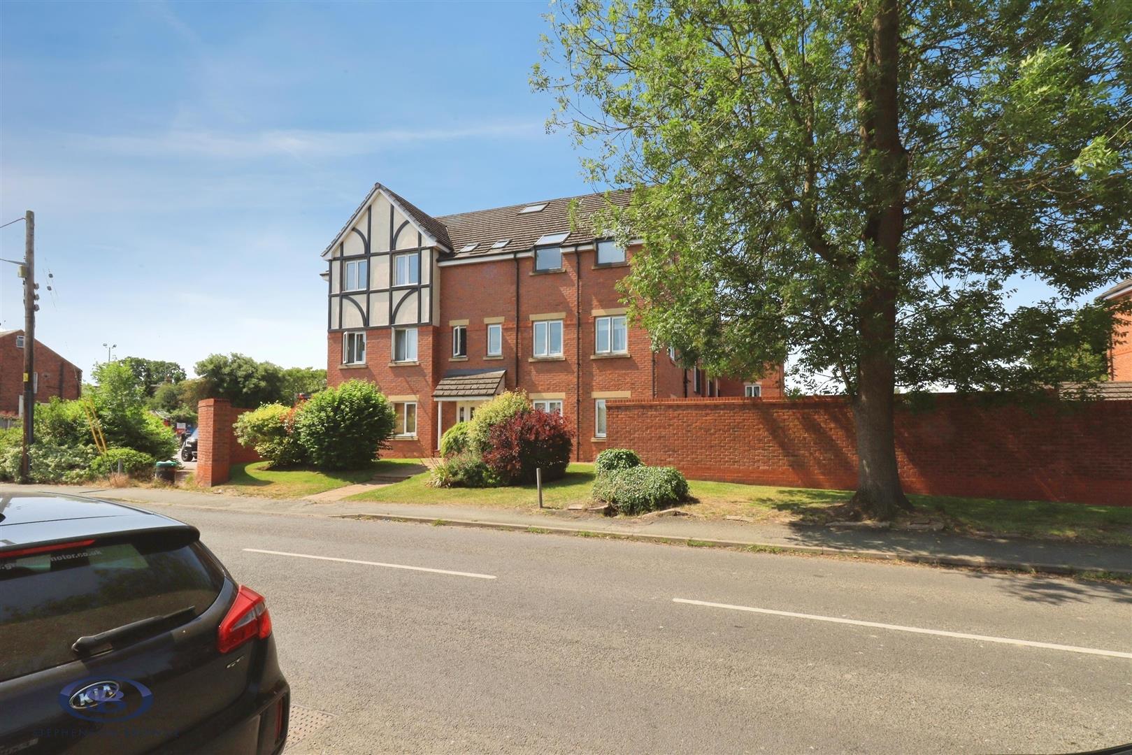 2 bedroom flat for sale, Laburnum Court Springfield Drive, Crewe, CW2, photo 13 of 14