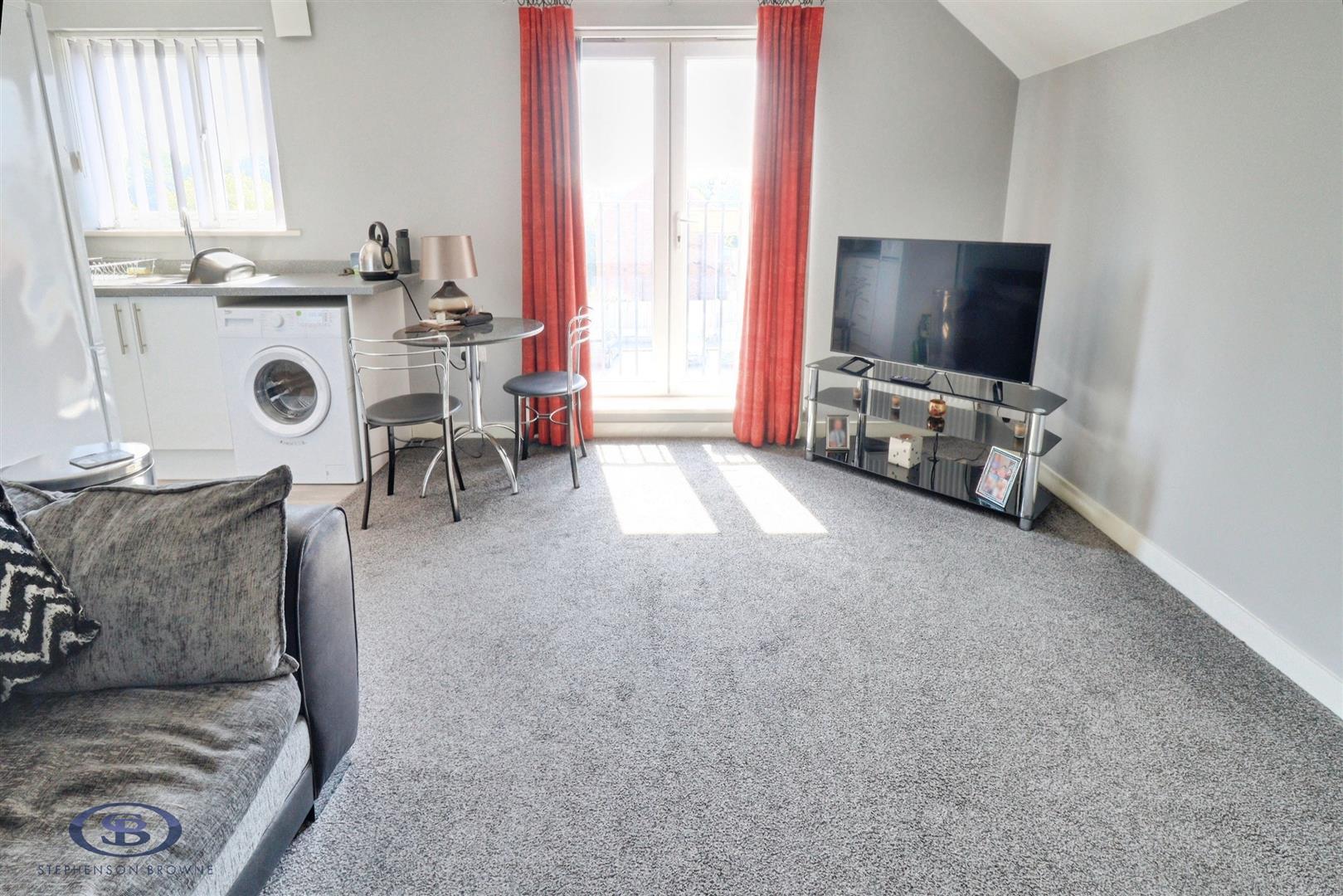 2 bedroom flat for sale, Laburnum Court Springfield Drive, Crewe, CW2, photo 3
