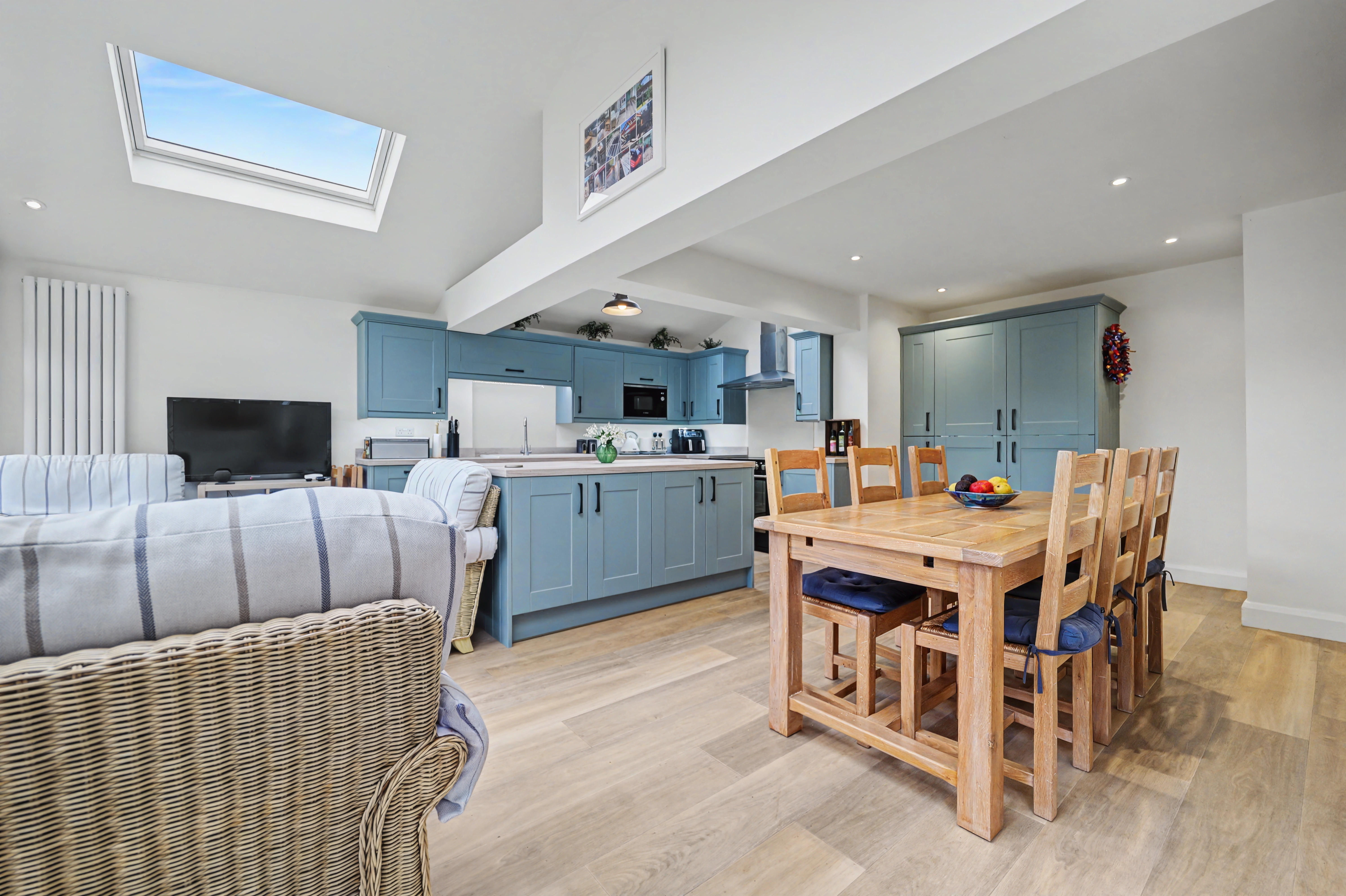 4 bedroom detached house for sale, Beech Road, Leicester, LE2