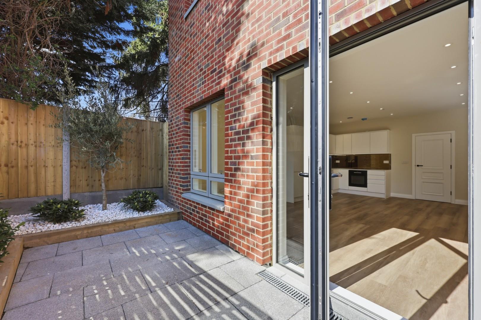 2 bedroom apartment for sale, Novella House, Chigwell, IG7, photo 12 of 14