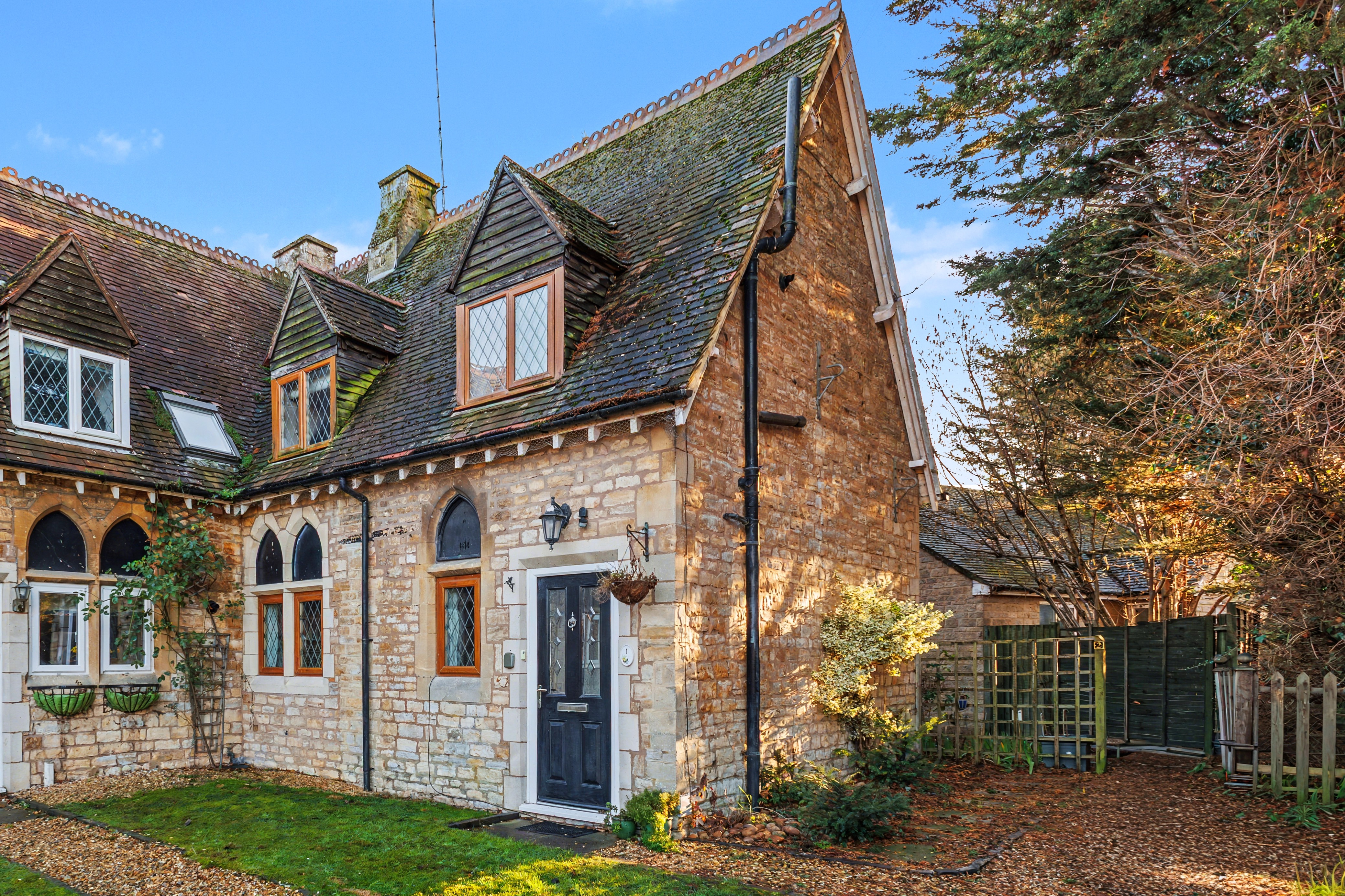 2 bedroom end of terrace house for sale, Old School House Stratford Road, Shipston-On-Stour, CV36