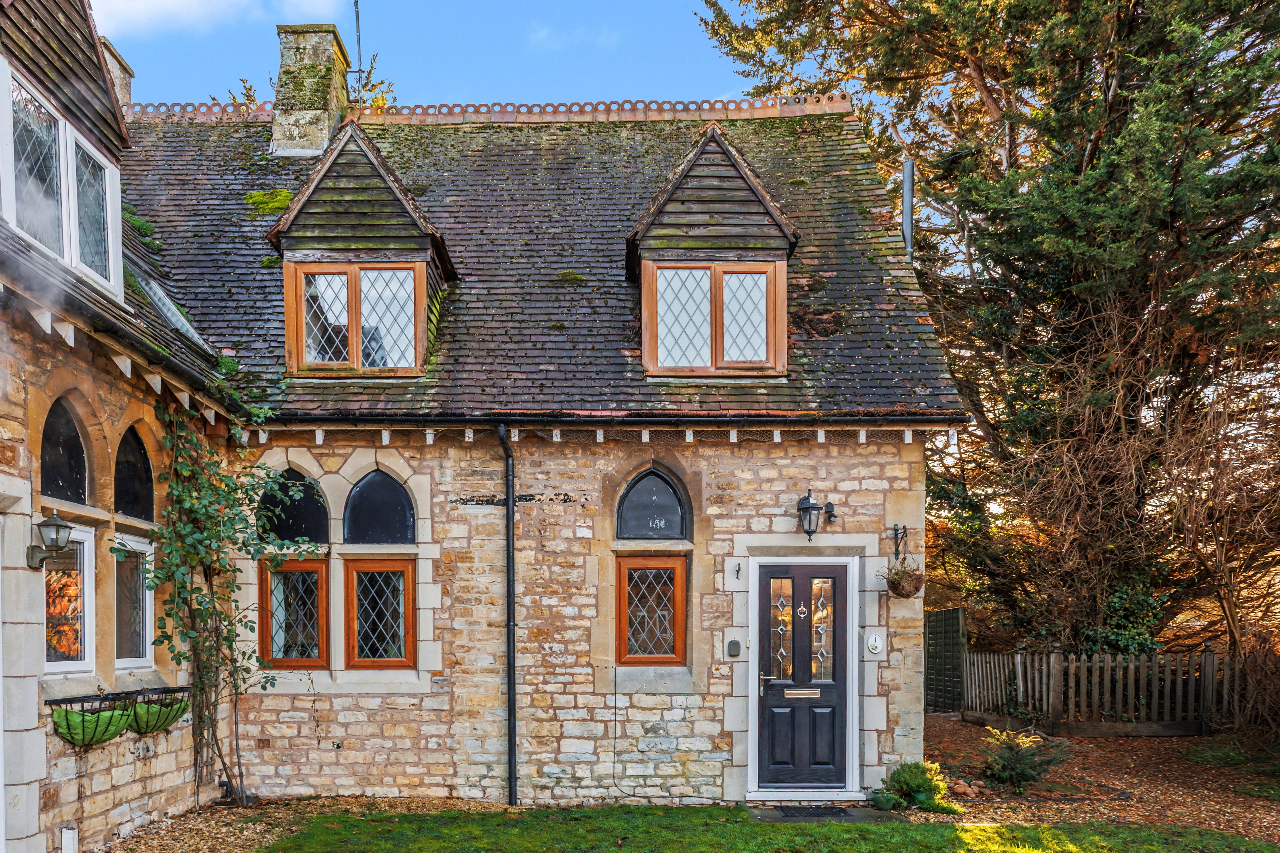 2 bedroom end of terrace house for sale, Old School House Stratford Road, Shipston-On-Stour, CV36
