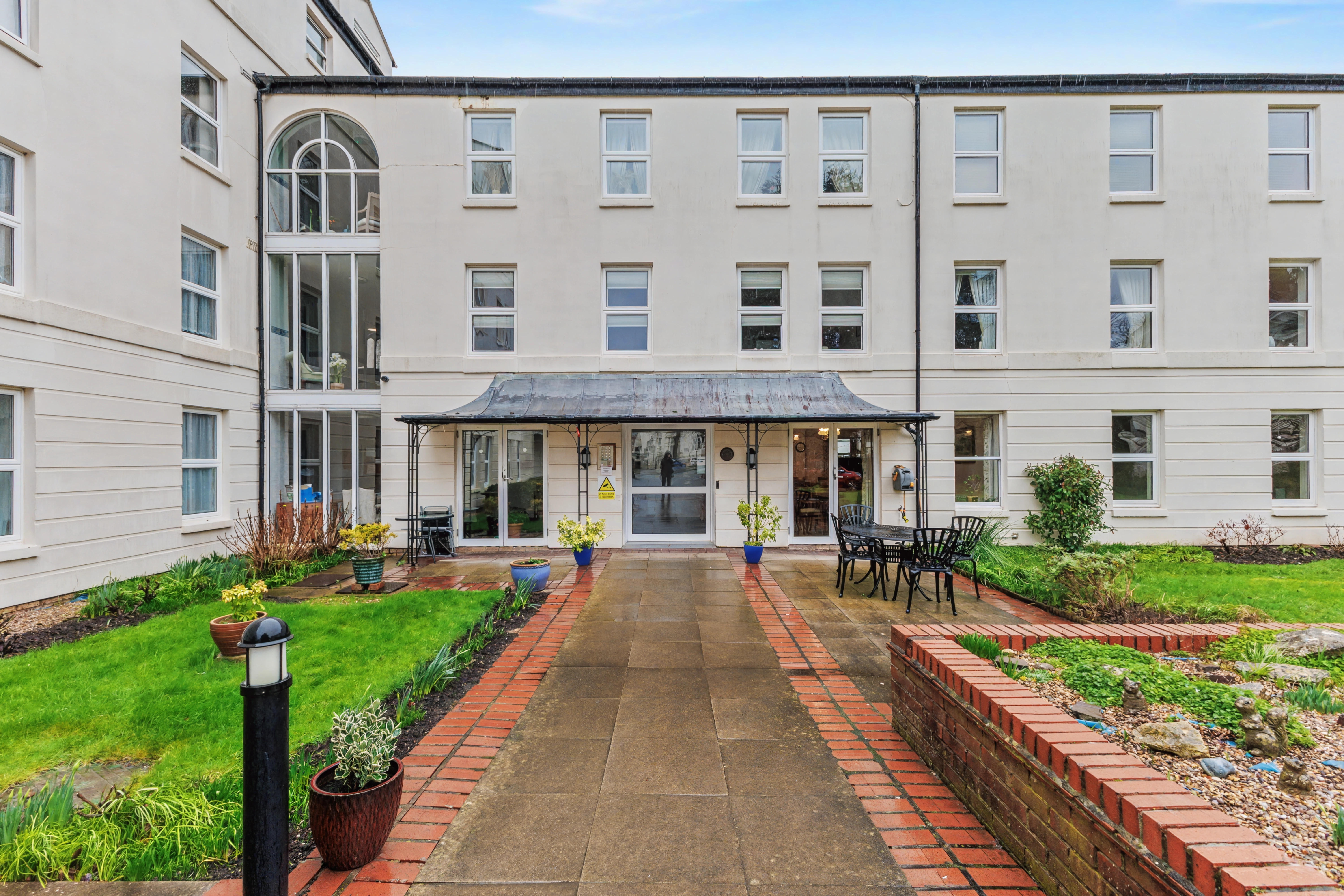 1 bedroom flat for sale, Oakfield House Binswood Avenue, Leamington Spa, CV32