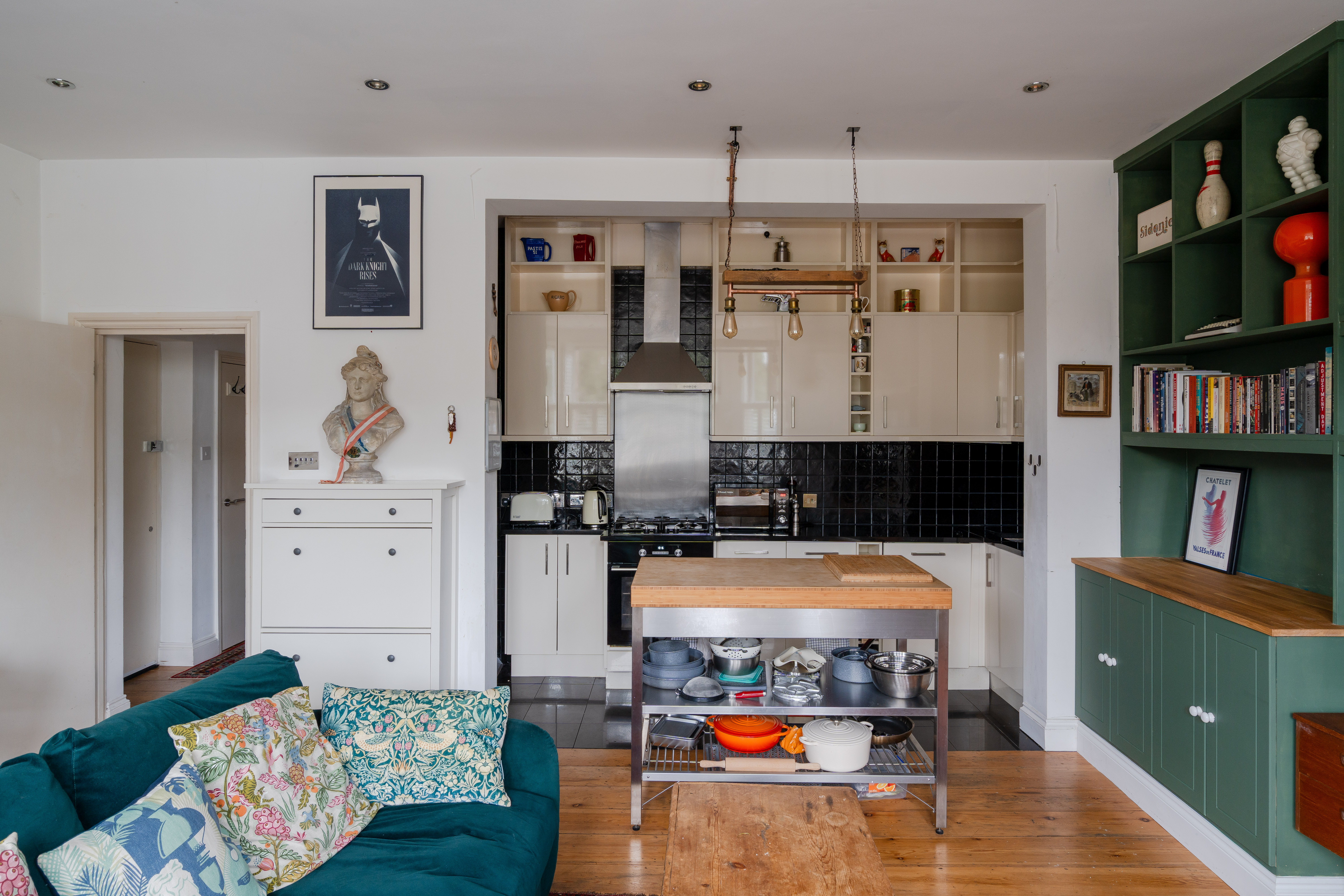 2 bedroom flat for sale, Wallwood Road, London, E11, photo 3