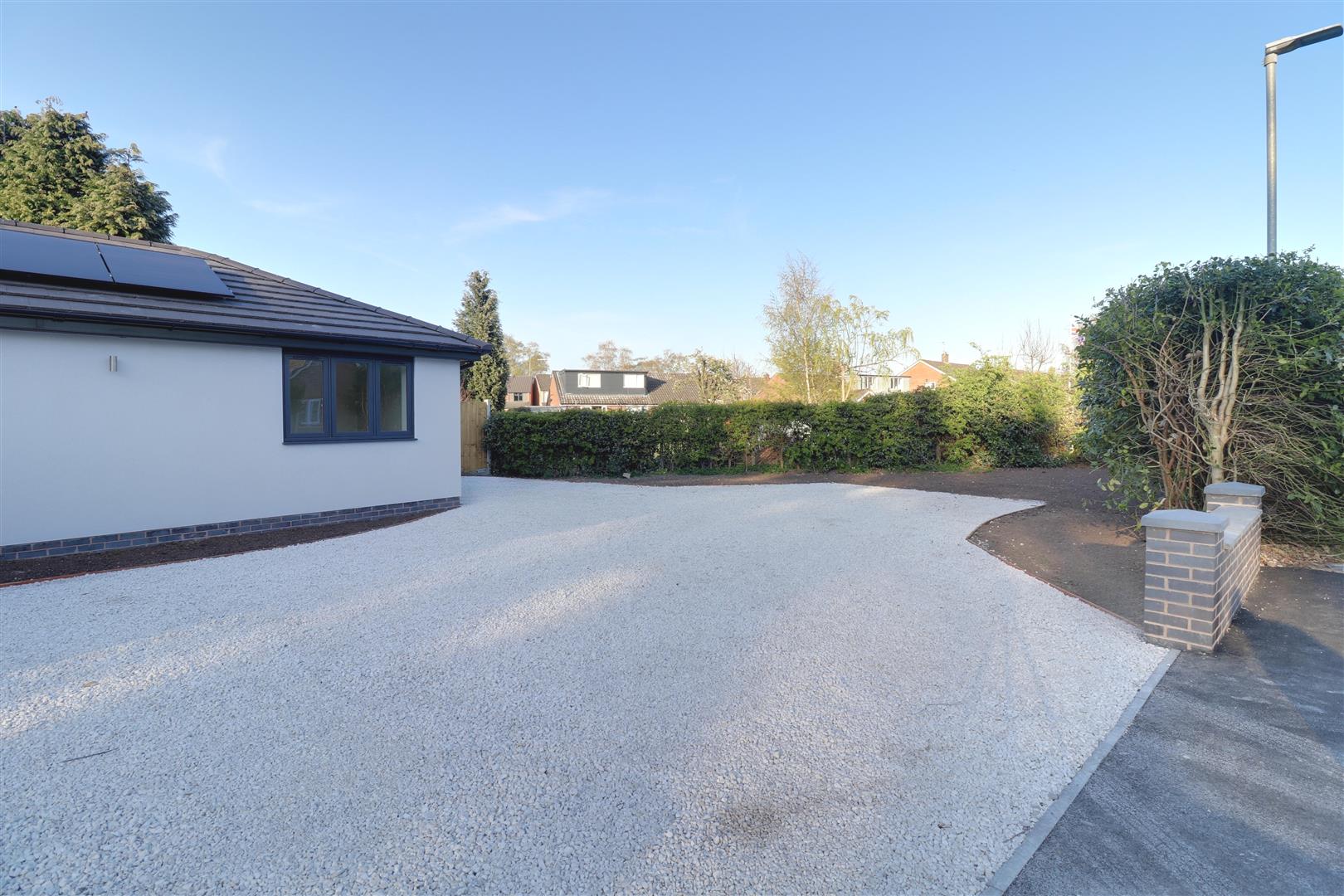 3 bedroom house for sale, Heathwood Drive, Stoke-On-Trent, ST7, photo 2