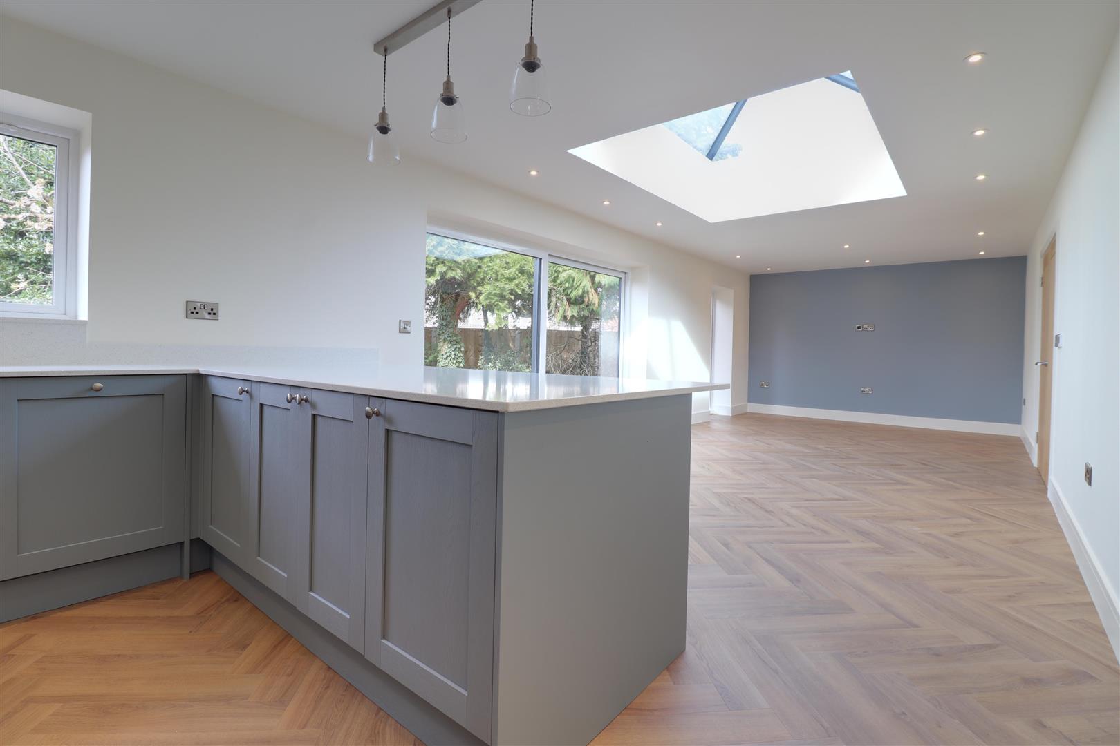 3 bedroom house for sale, Heathwood Drive, Stoke-On-Trent, ST7, photo 5