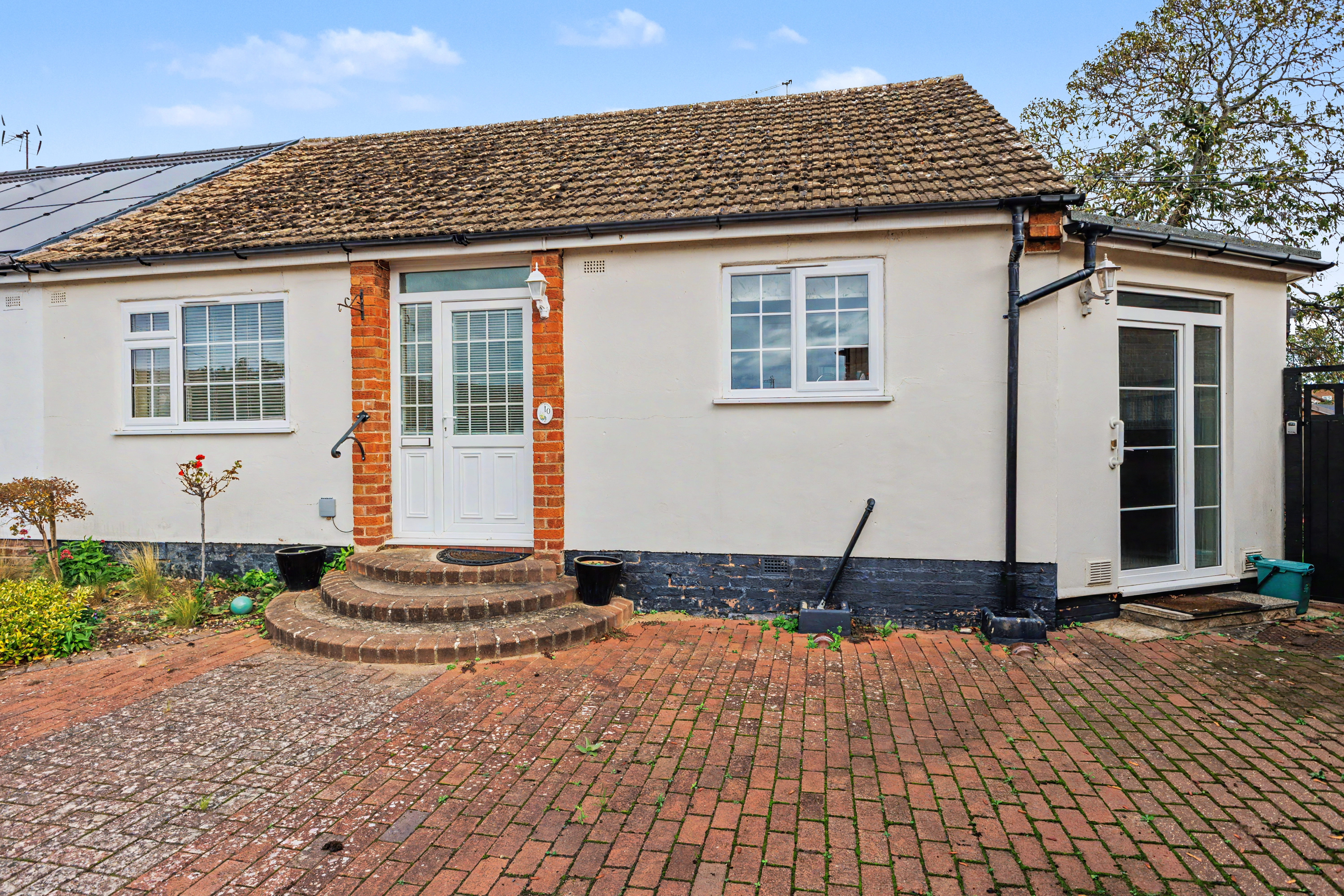 3 bedroom semi detached bungalow for sale, Magdalen Close, Stratford-Upon-Avon, CV37
