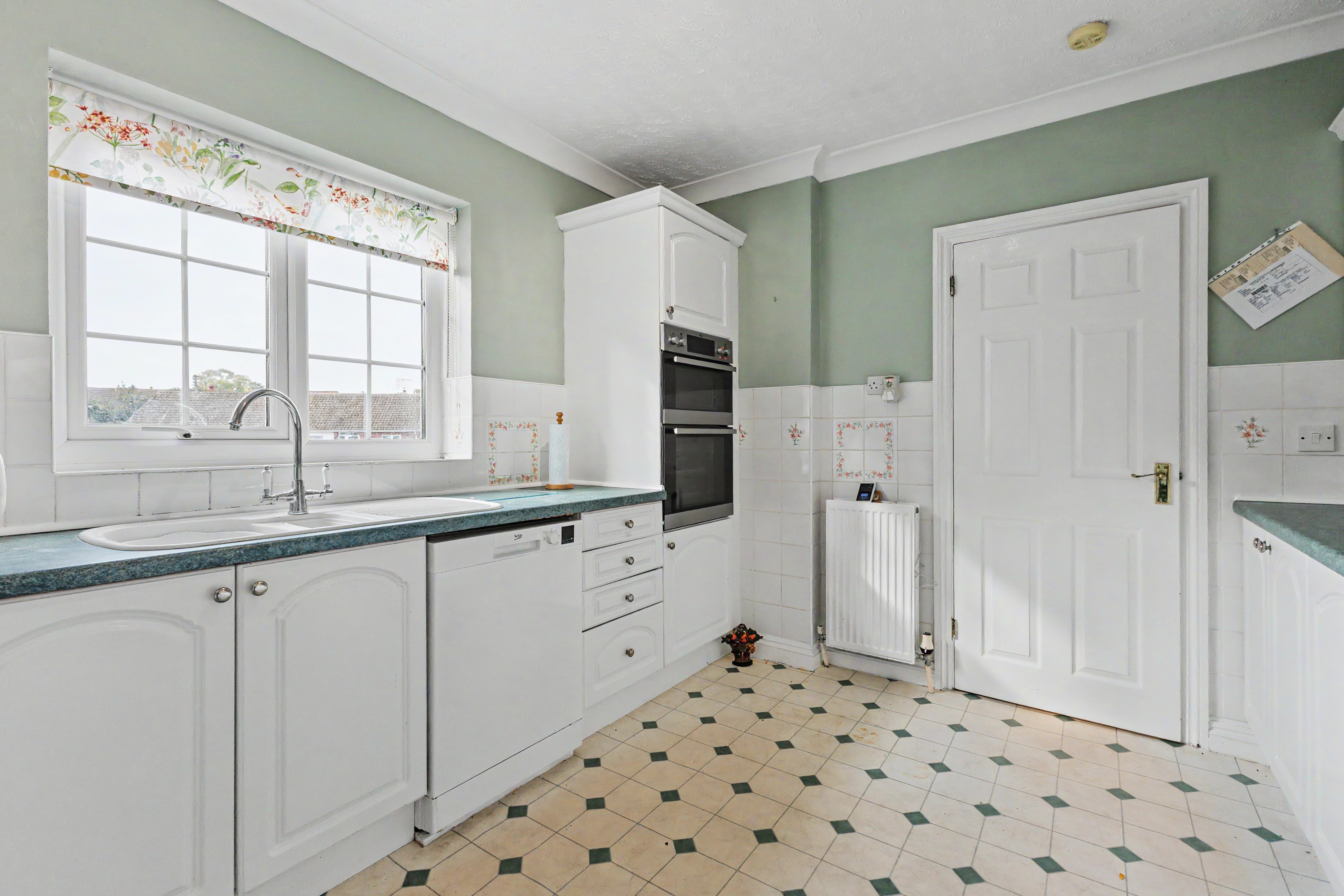 3 bedroom semi detached bungalow for sale, Magdalen Close, Stratford-Upon-Avon, CV37