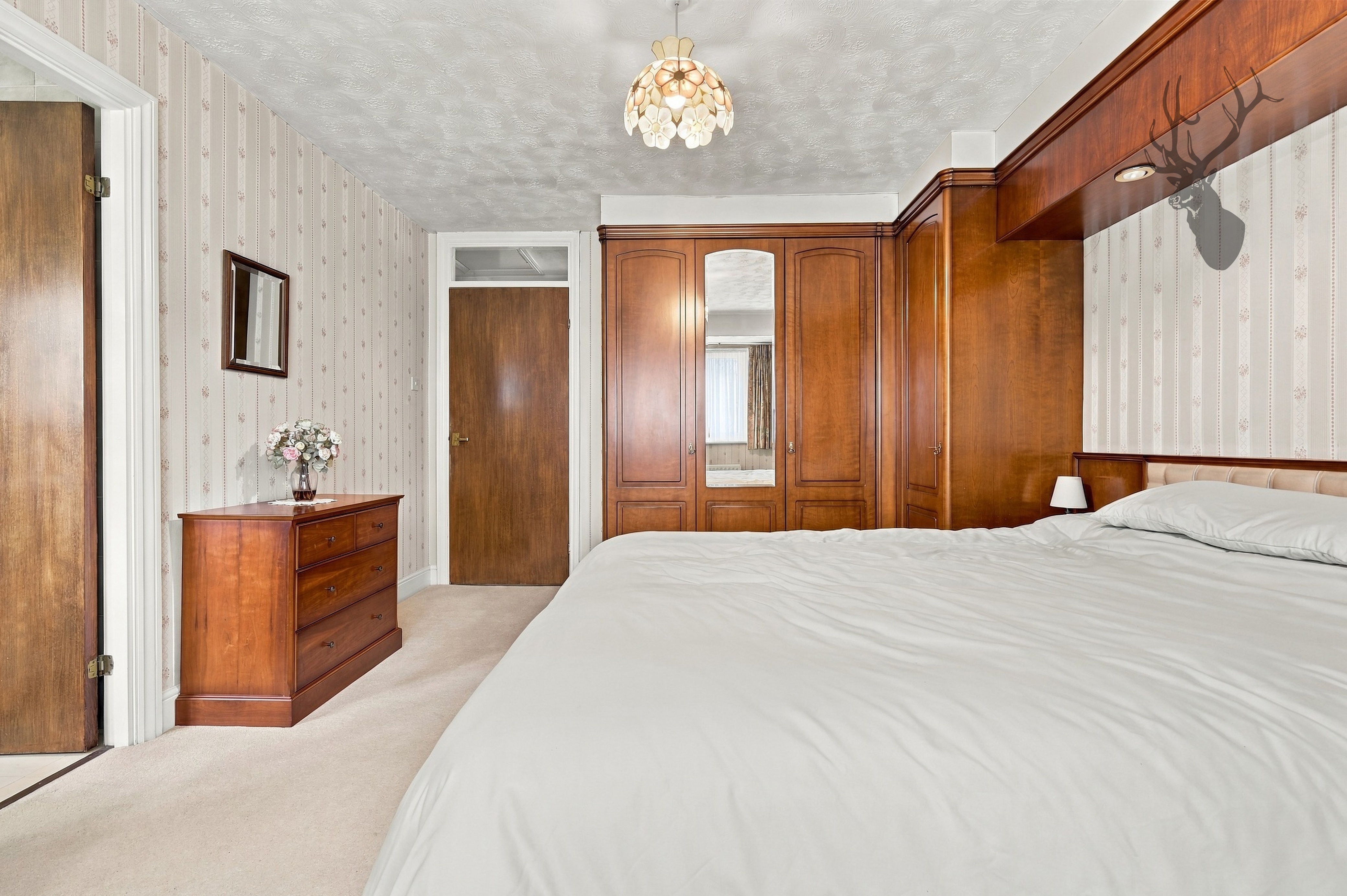 4 bedroom detached house for sale, Canterbury Close, Chigwell, IG7, photo 14 of 20