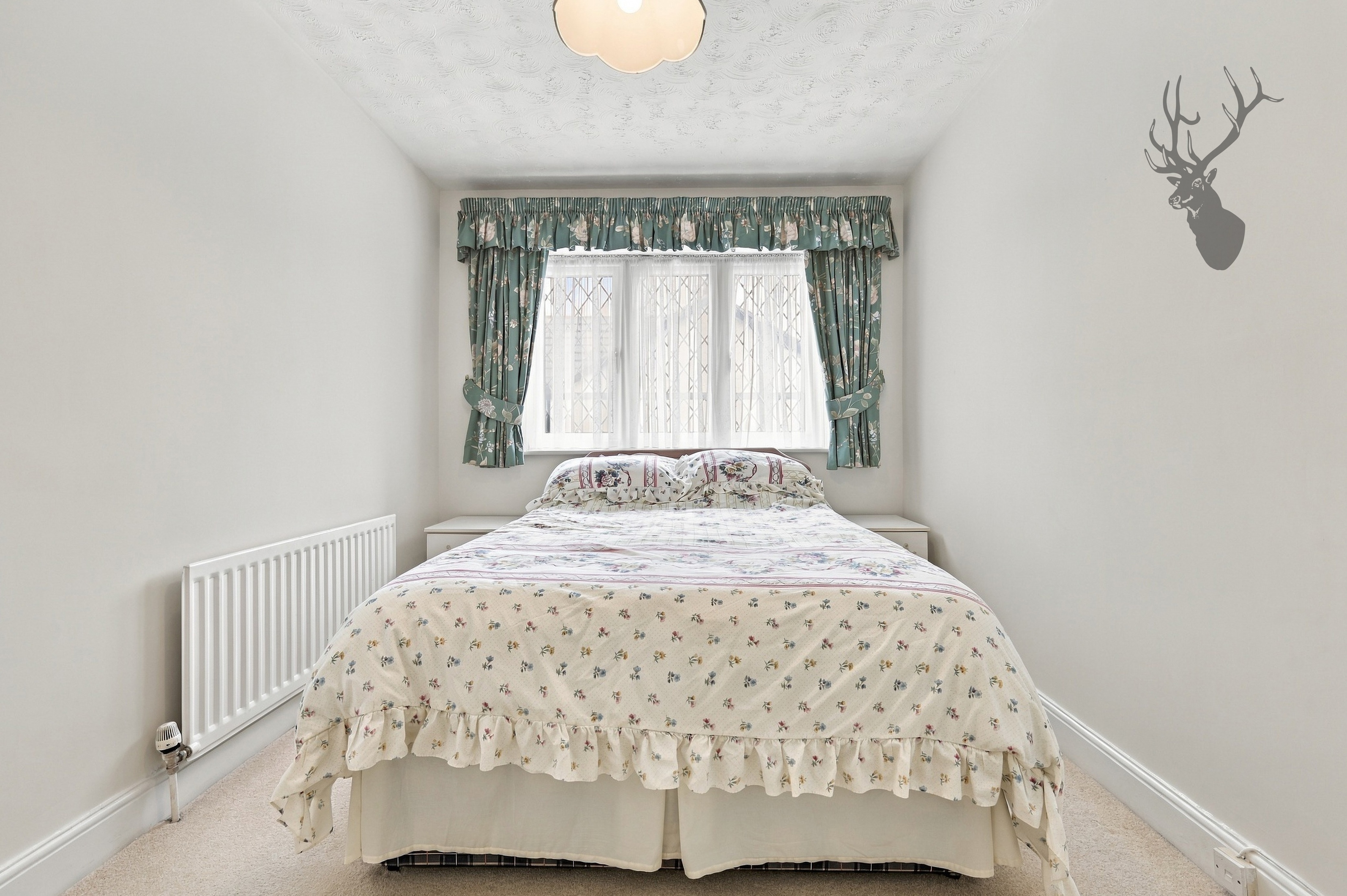 4 bedroom detached house for sale, Canterbury Close, Chigwell, IG7, photo 18 of 20