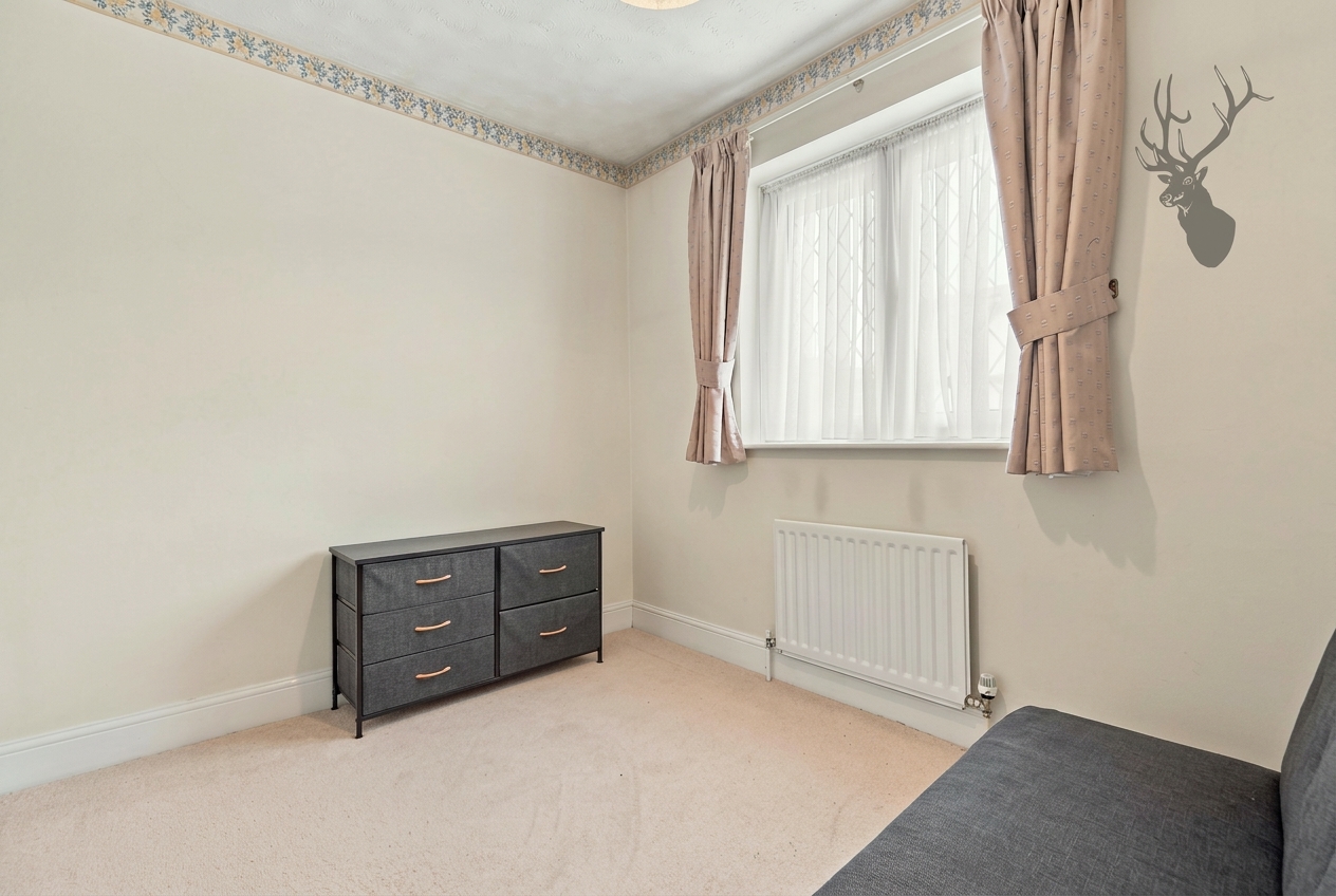 4 bedroom detached house for sale, Canterbury Close, Chigwell, IG7, photo 19 of 20