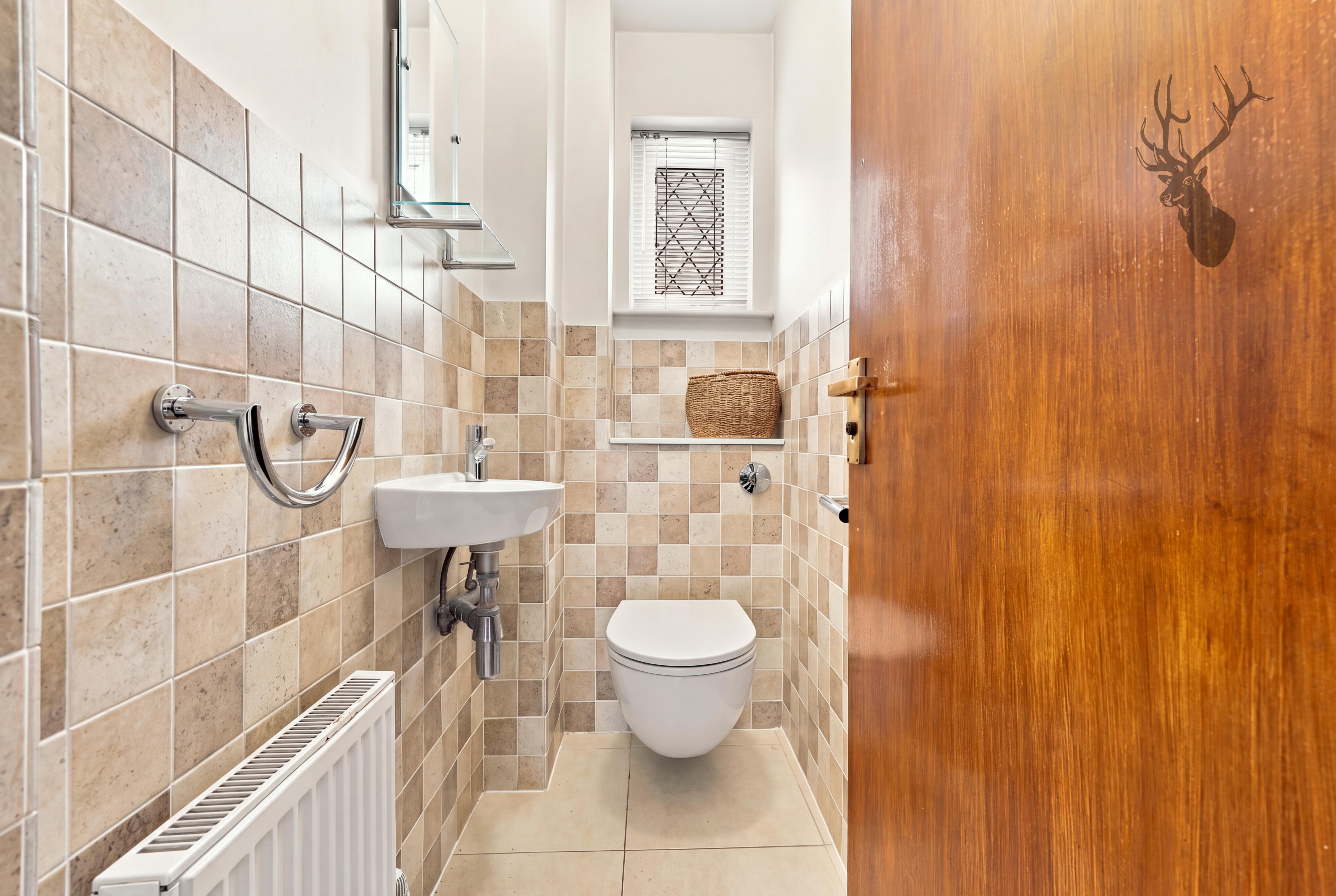 4 bedroom detached house for sale, Canterbury Close, Chigwell, IG7, photo 10 of 20