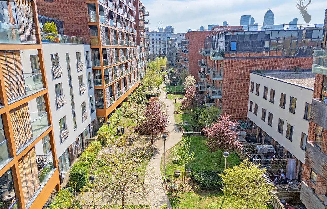 2 bedroom flat for sale, Hoey Court, London, E3