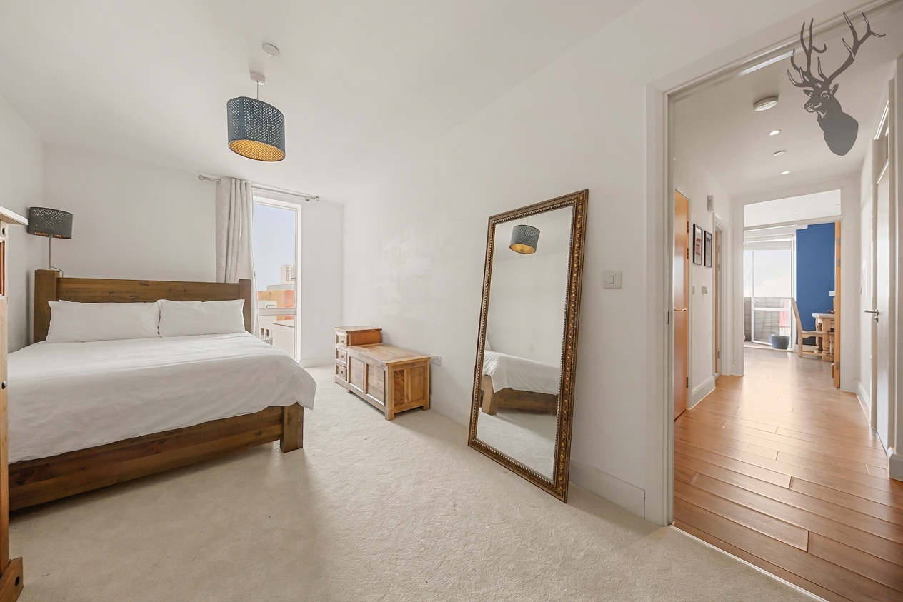 2 bedroom flat for sale, Hoey Court, London, E3, photo 7 of 12