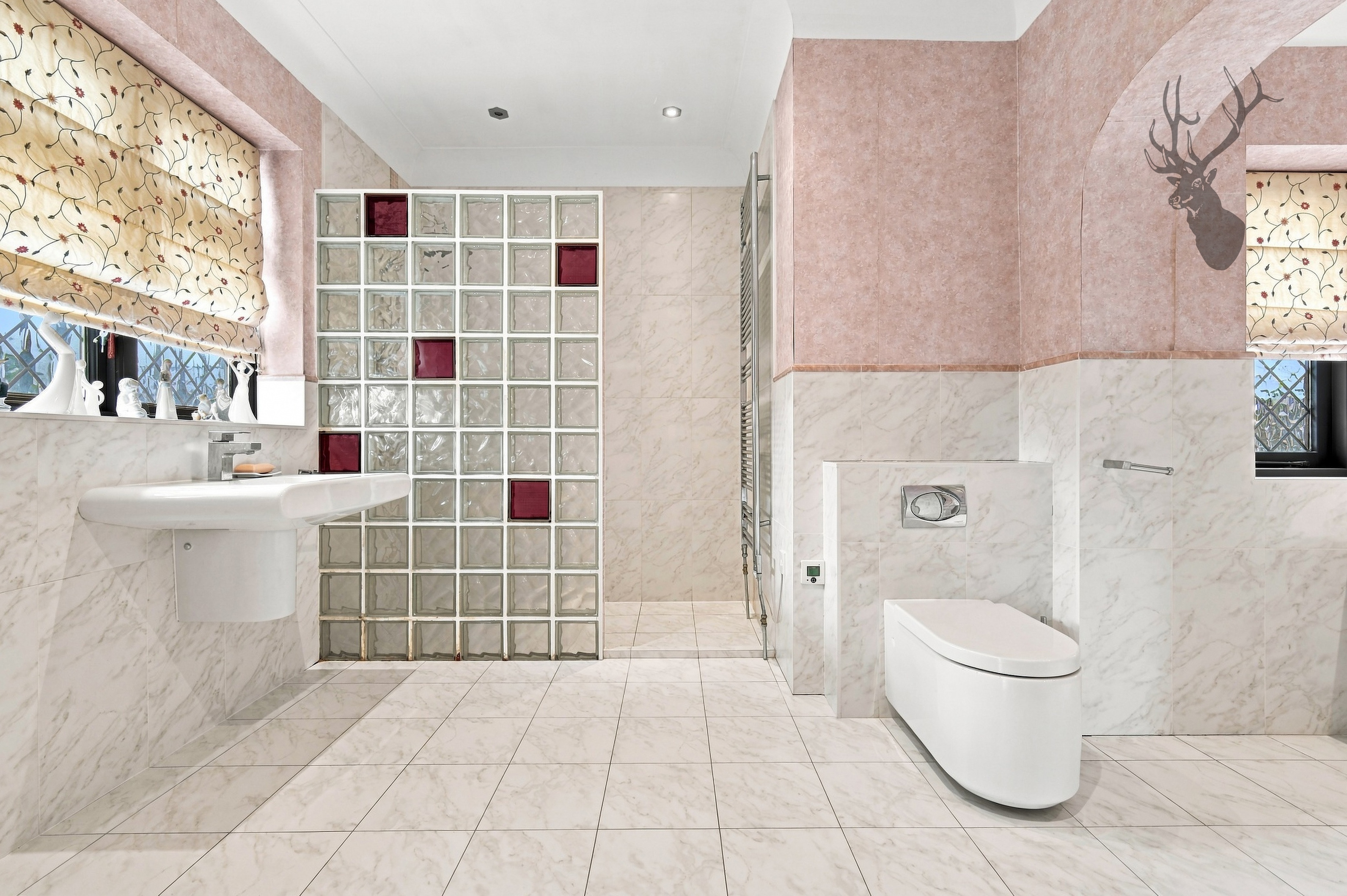 5 bedroom detached house for sale, Farndon Bury Road, London, E4, photo 19 of 20