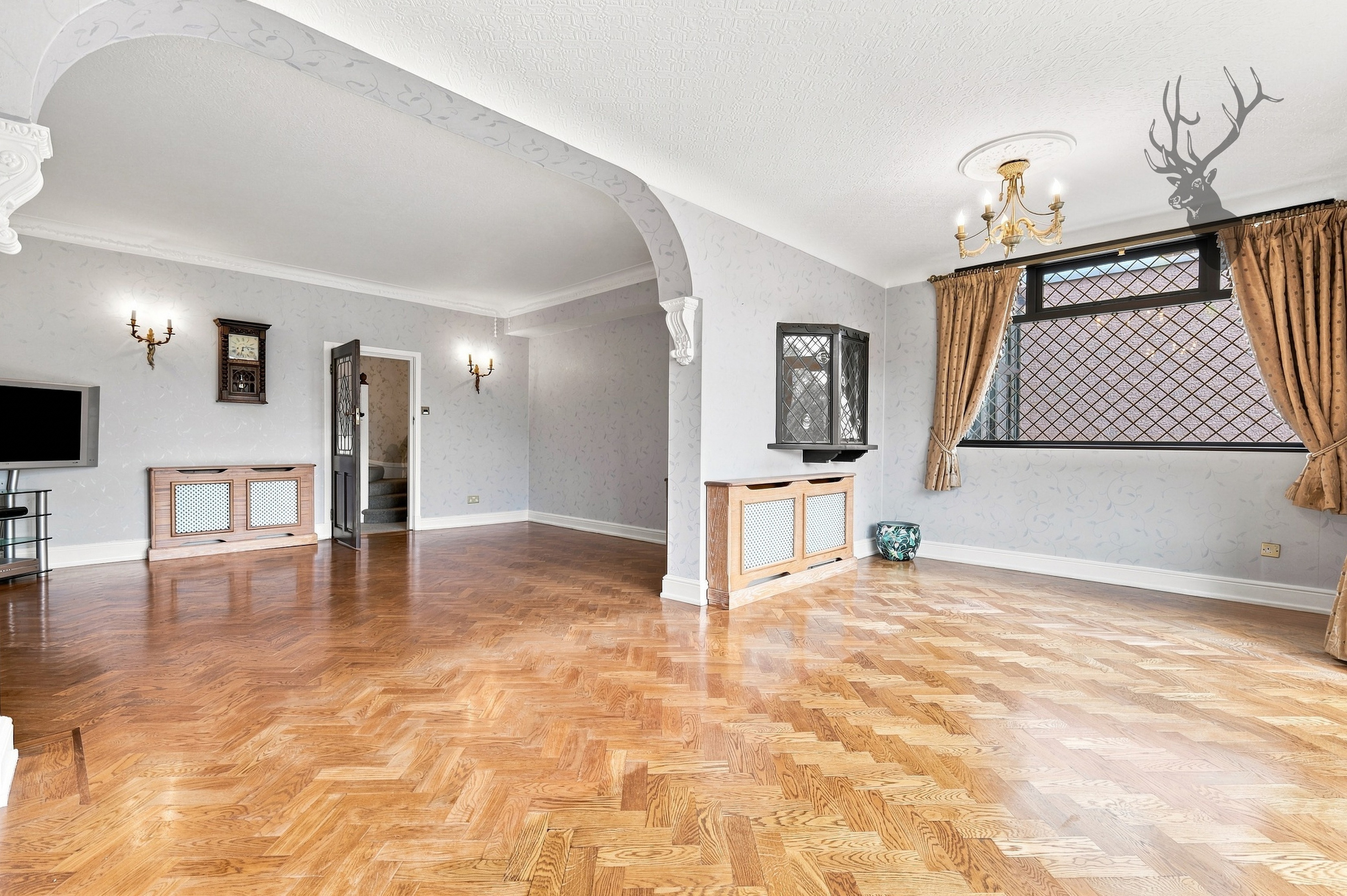 5 bedroom detached house for sale, Farndon Bury Road, London, E4, photo 6 of 20