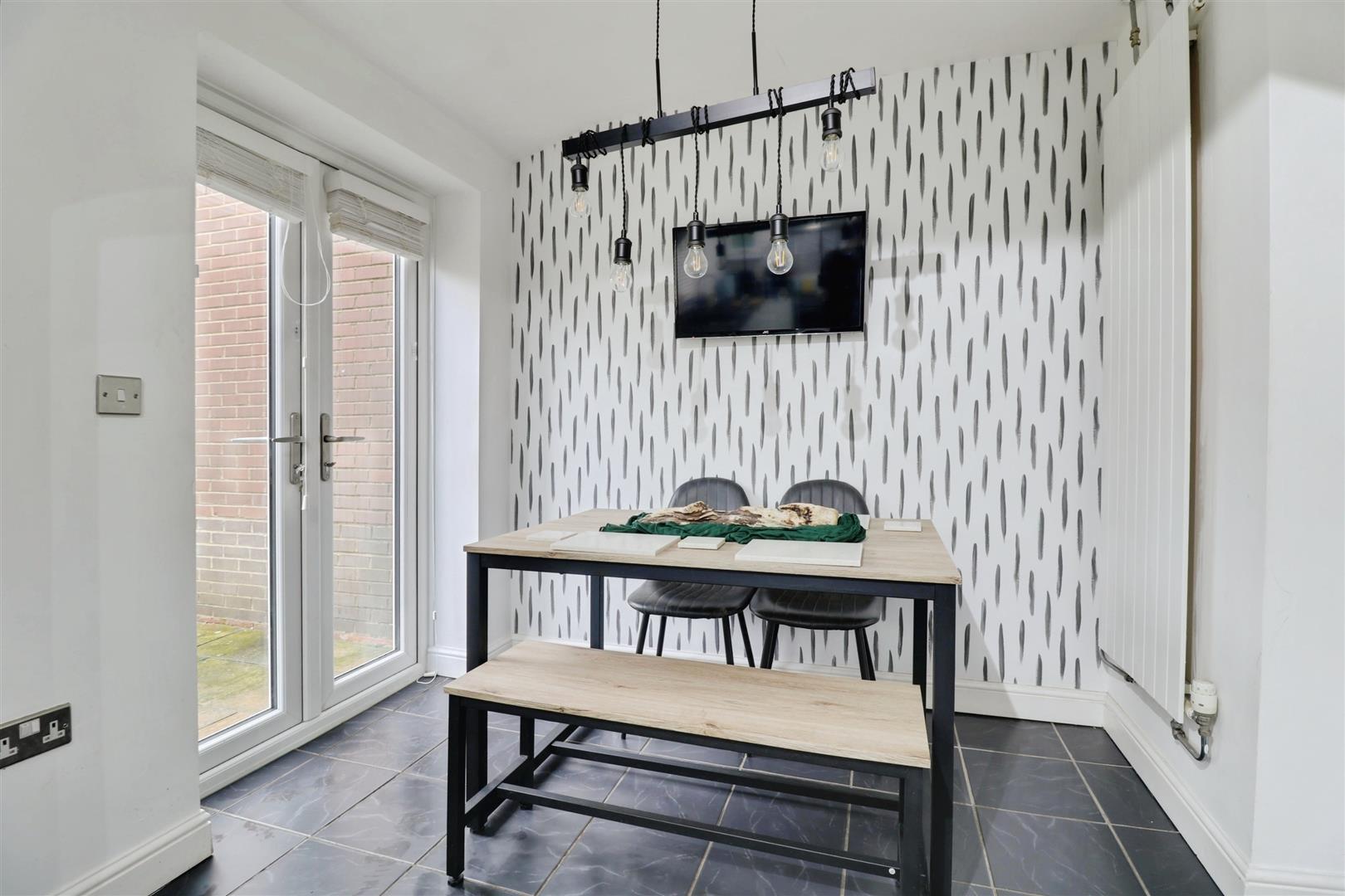 3 bedroom house for sale, Lynn Avenue, Stoke-On-Trent, ST7, photo 6 of 14