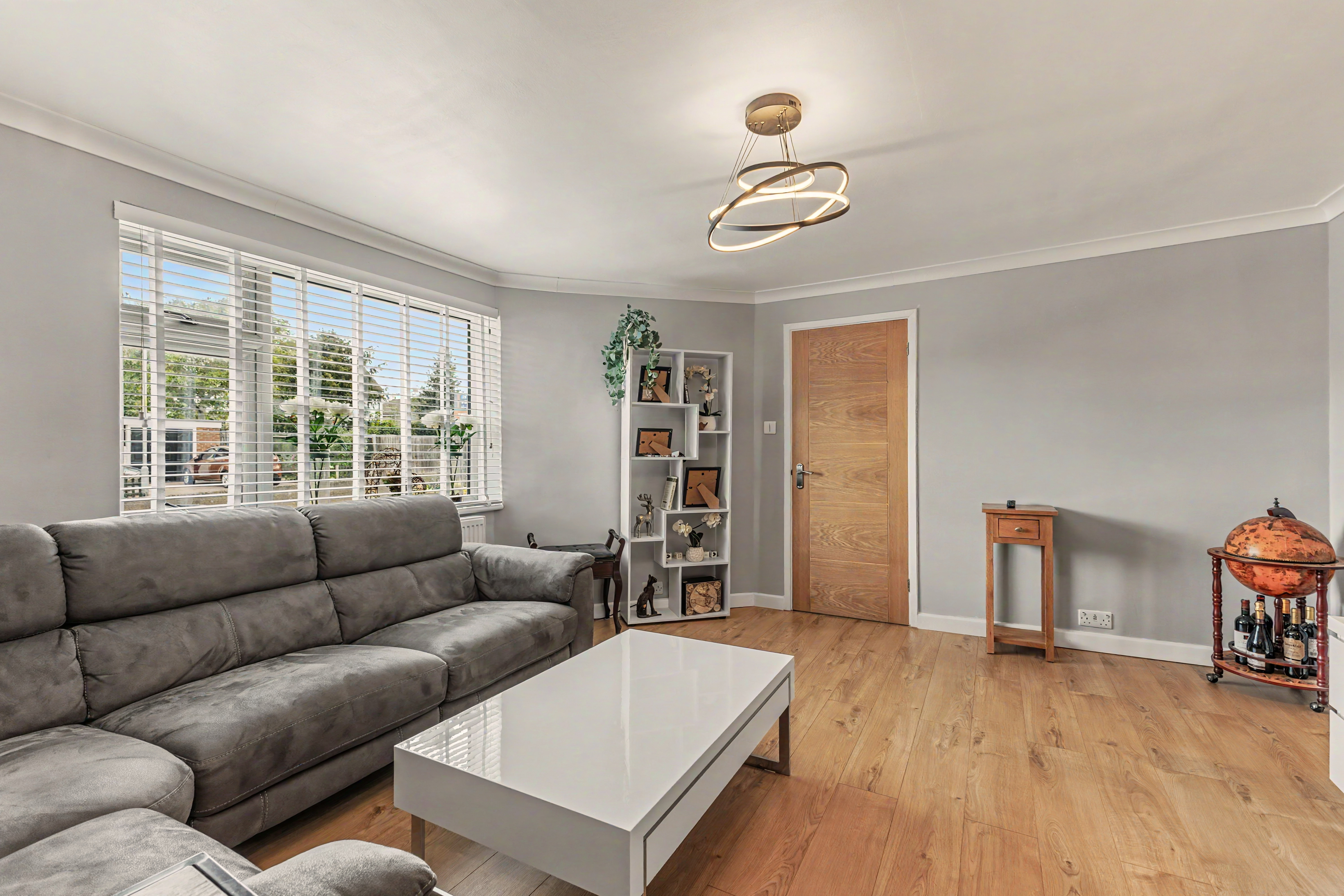 2 bedroom detached bungalow for sale, Owletts End, Evesham, WR11