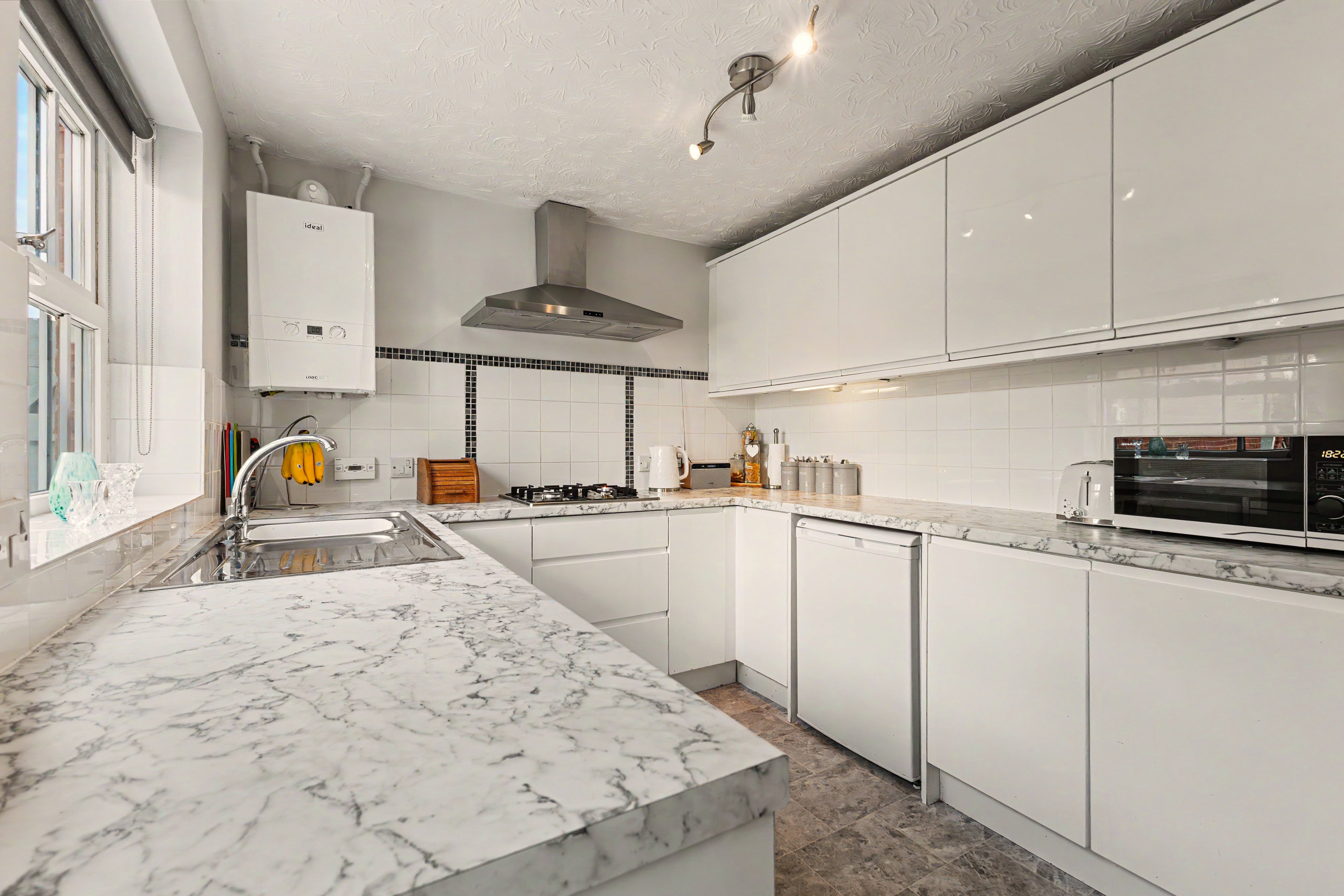 3 bedroom detached house for sale, Tamar Place, Evesham, WR11