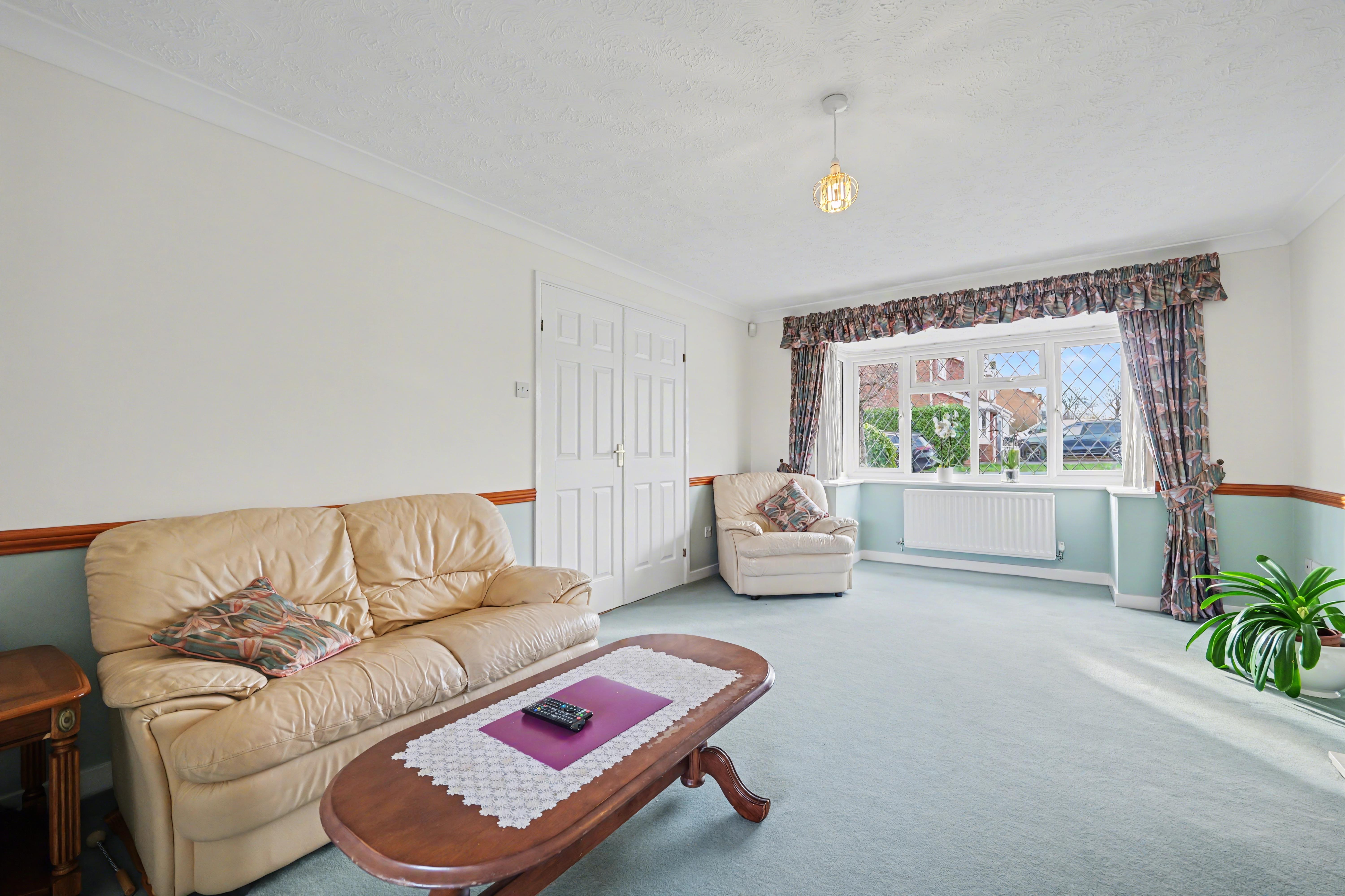 4 bedroom detached house for sale, Cooper Gardens, Leicester, LE2