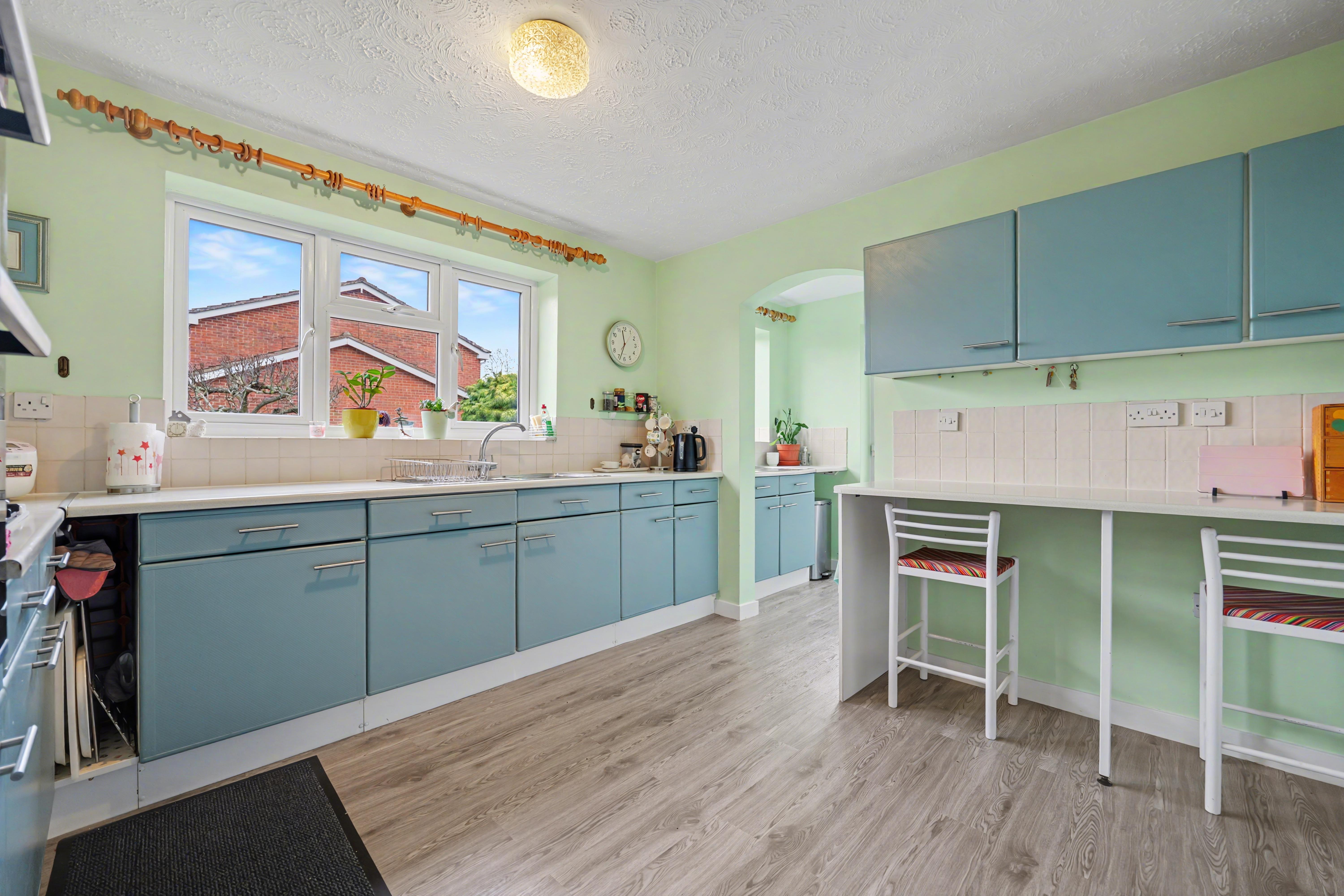 4 bedroom detached house for sale, Cooper Gardens, Leicester, LE2