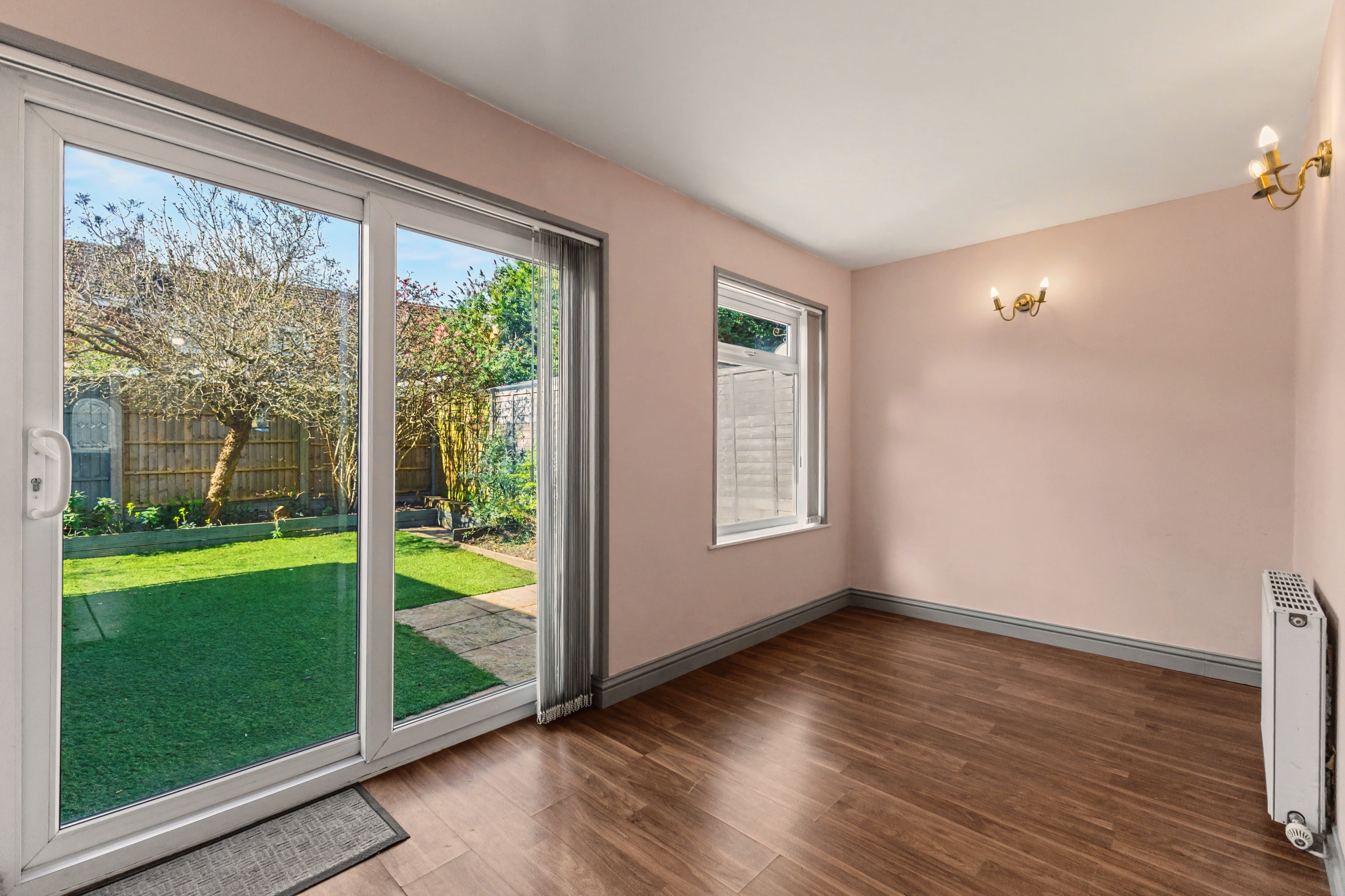 3 bedroom semi detached house for sale, Pippins Road, Tewkesbury, GL20