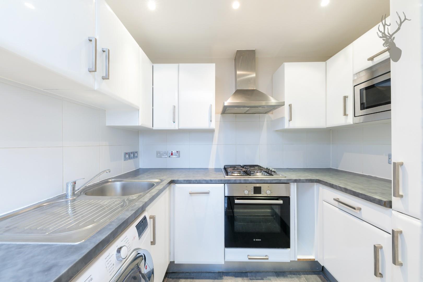 2 bedroom flat for sale, Grove Road, London, E3, photo 3