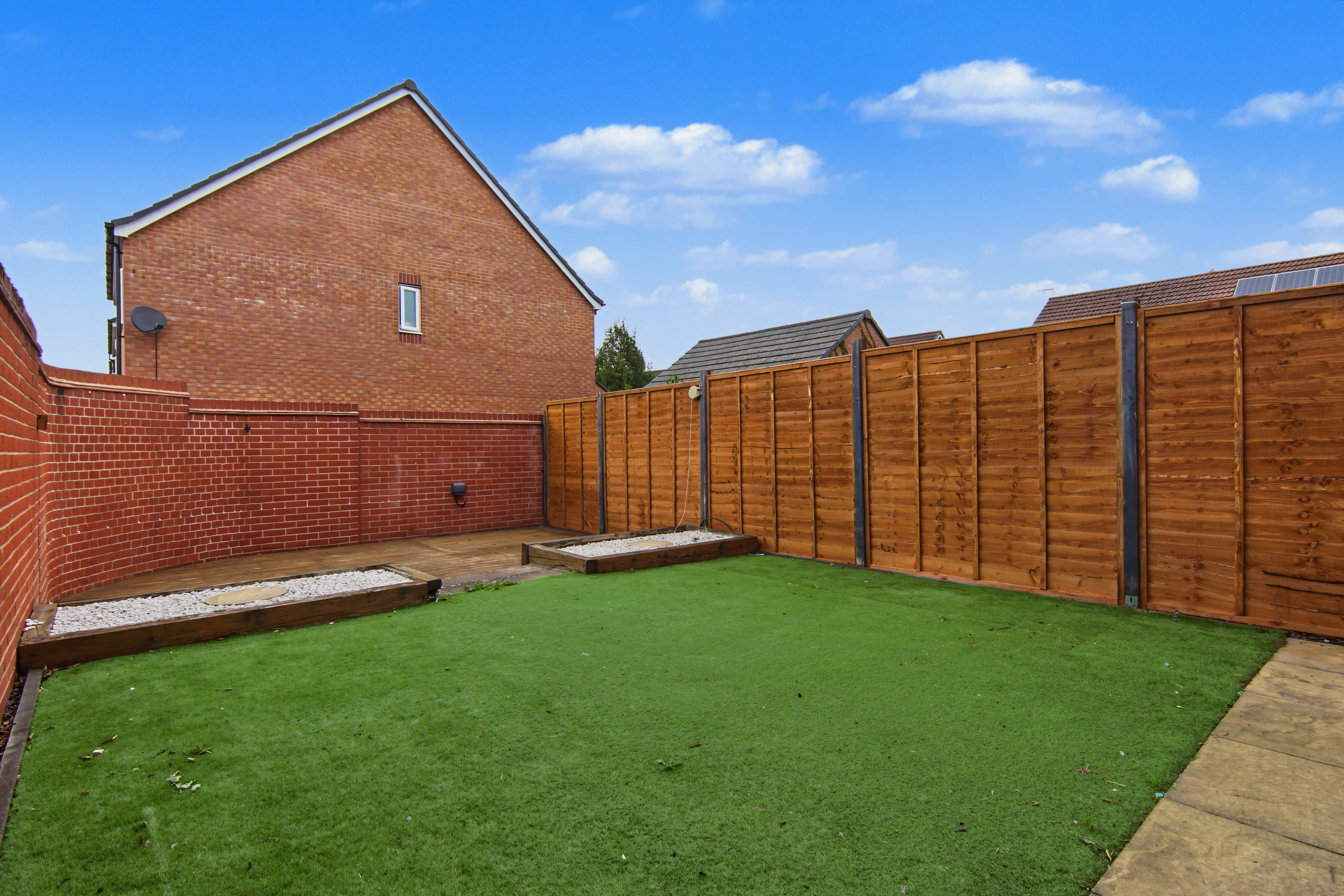 4 bedroom end of terrace house for sale, Astoria Drive, Coventry, CV4, photo 2