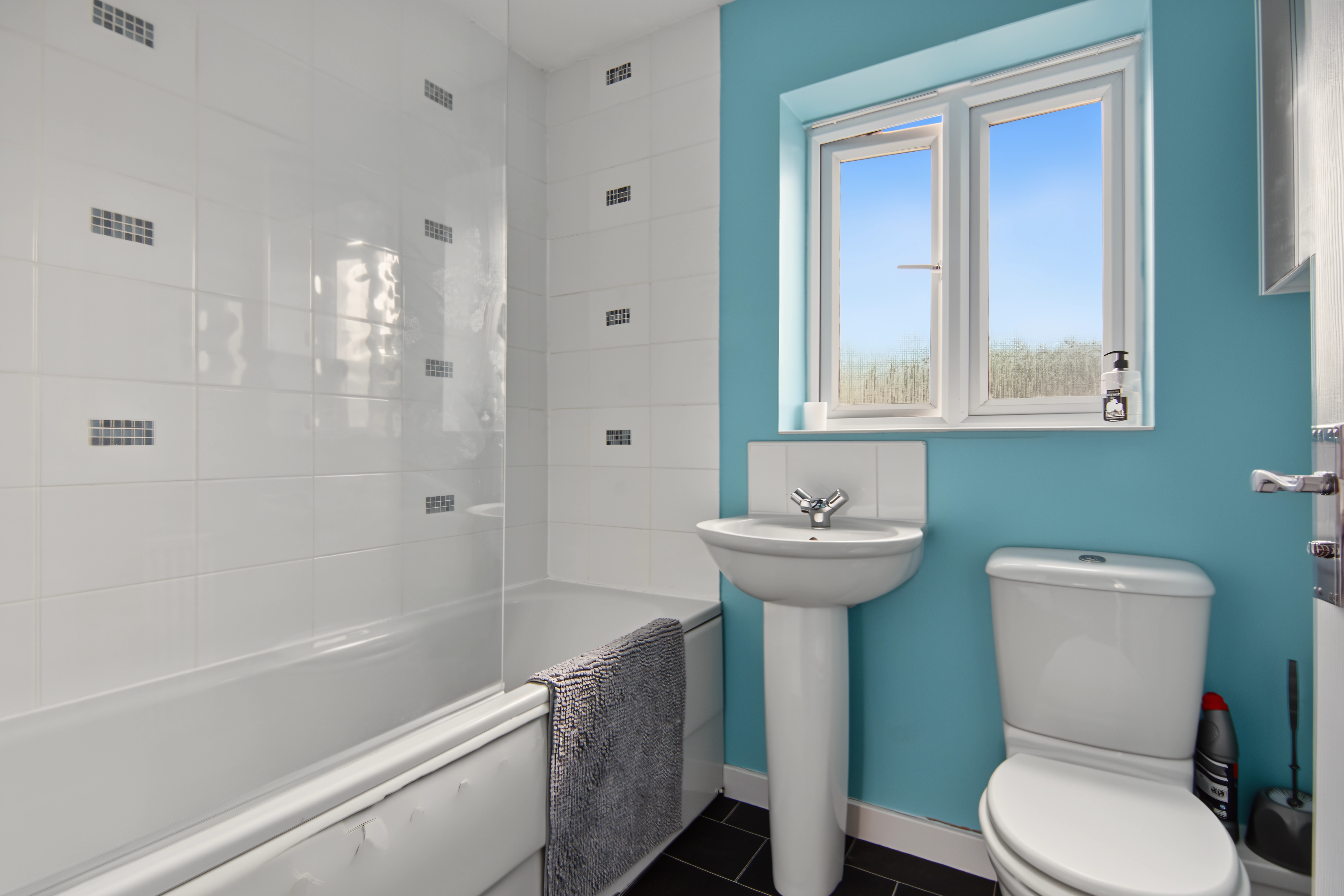 4 bedroom end of terrace house for sale, Astoria Drive, Coventry, CV4, photo 15 of 20