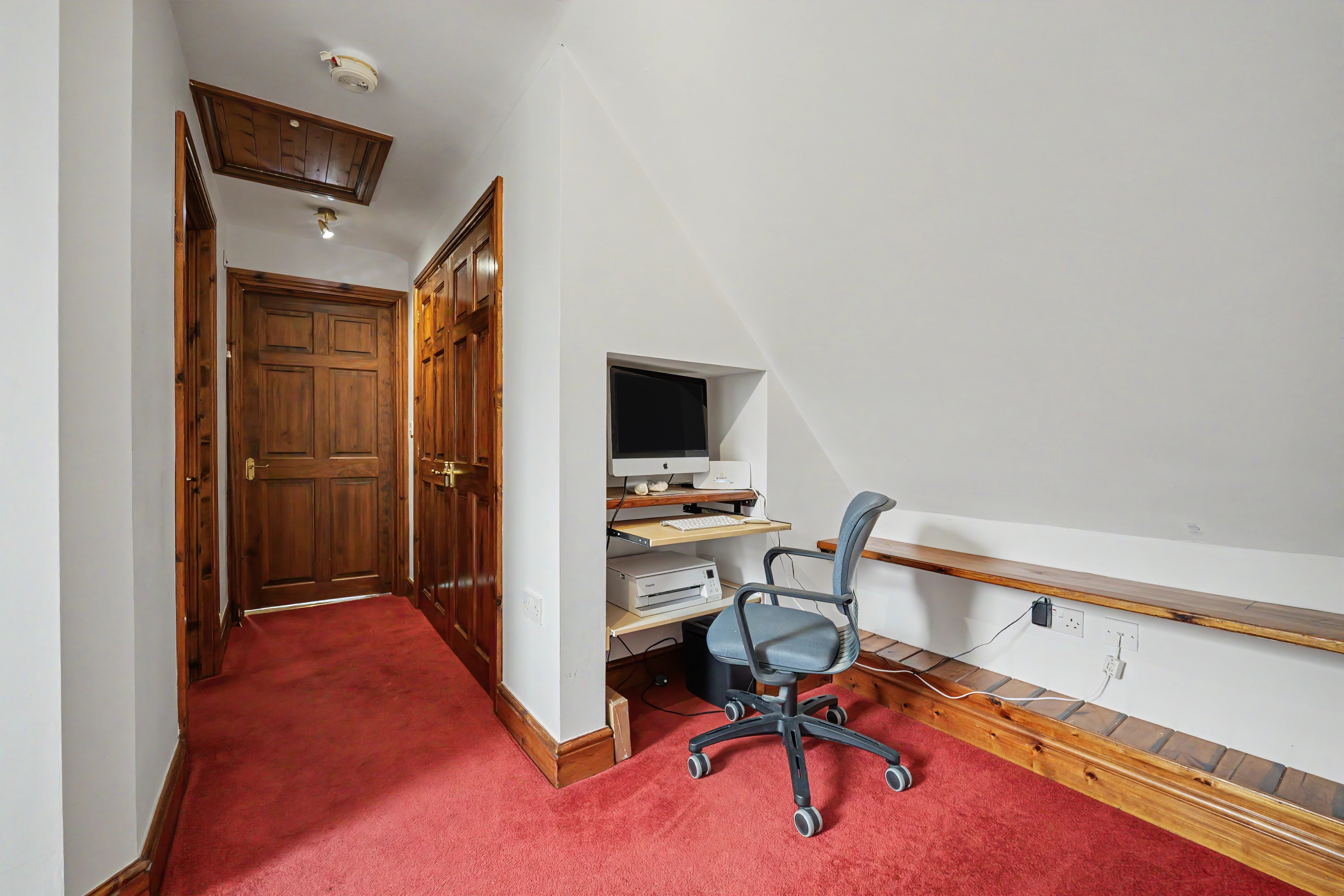3 bedroom detached chalet bungalow for sale, Molyneux Drive, Loughborough, LE12