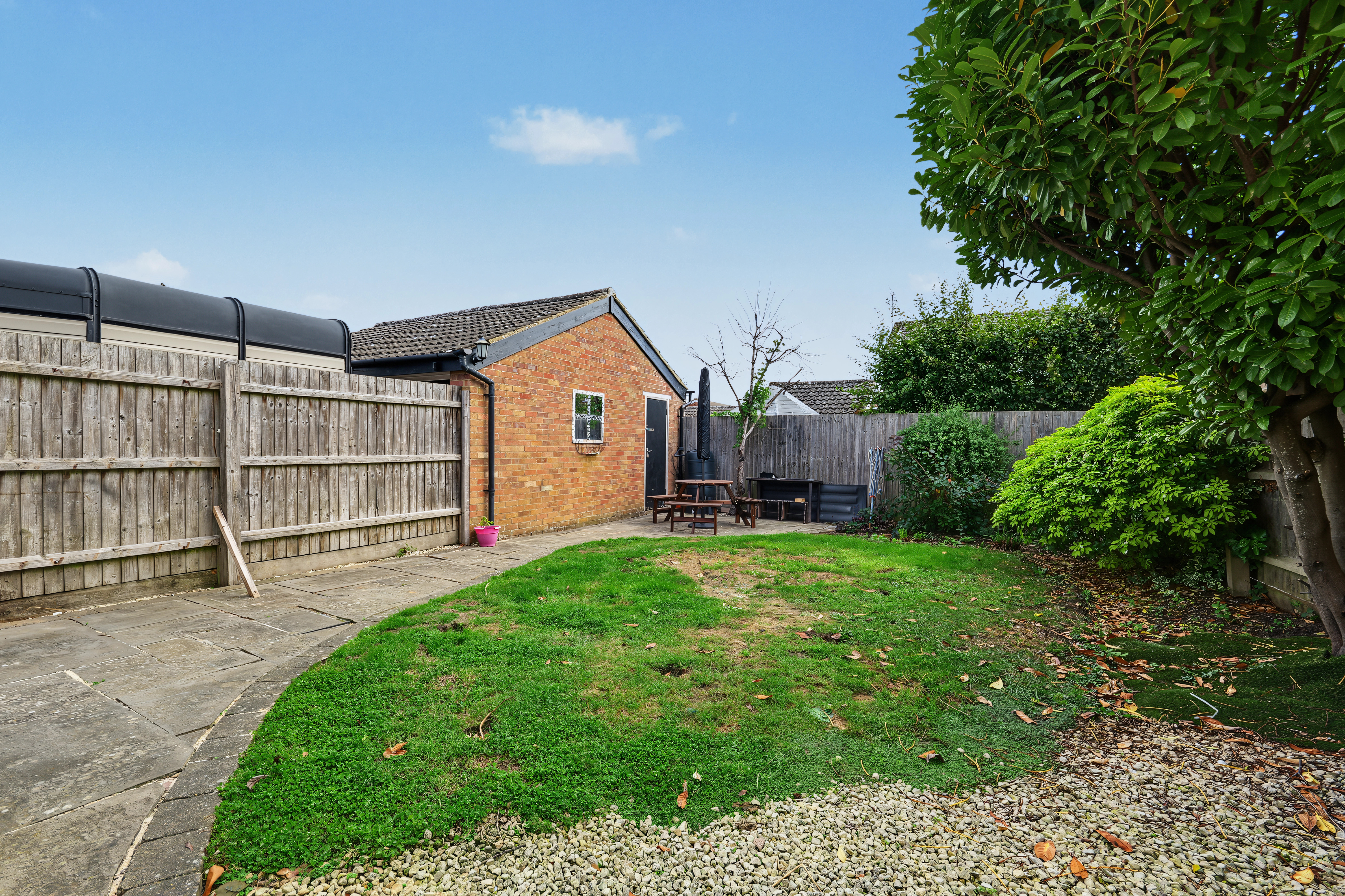 3 bedroom semi detached house for sale, Disraeli Close, Leicester, LE8