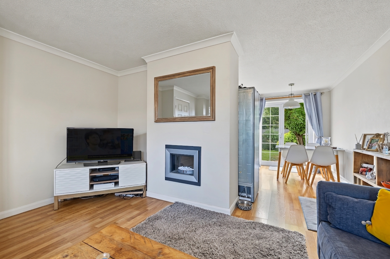 3 bedroom semi detached house for sale, Disraeli Close, Leicester, LE8