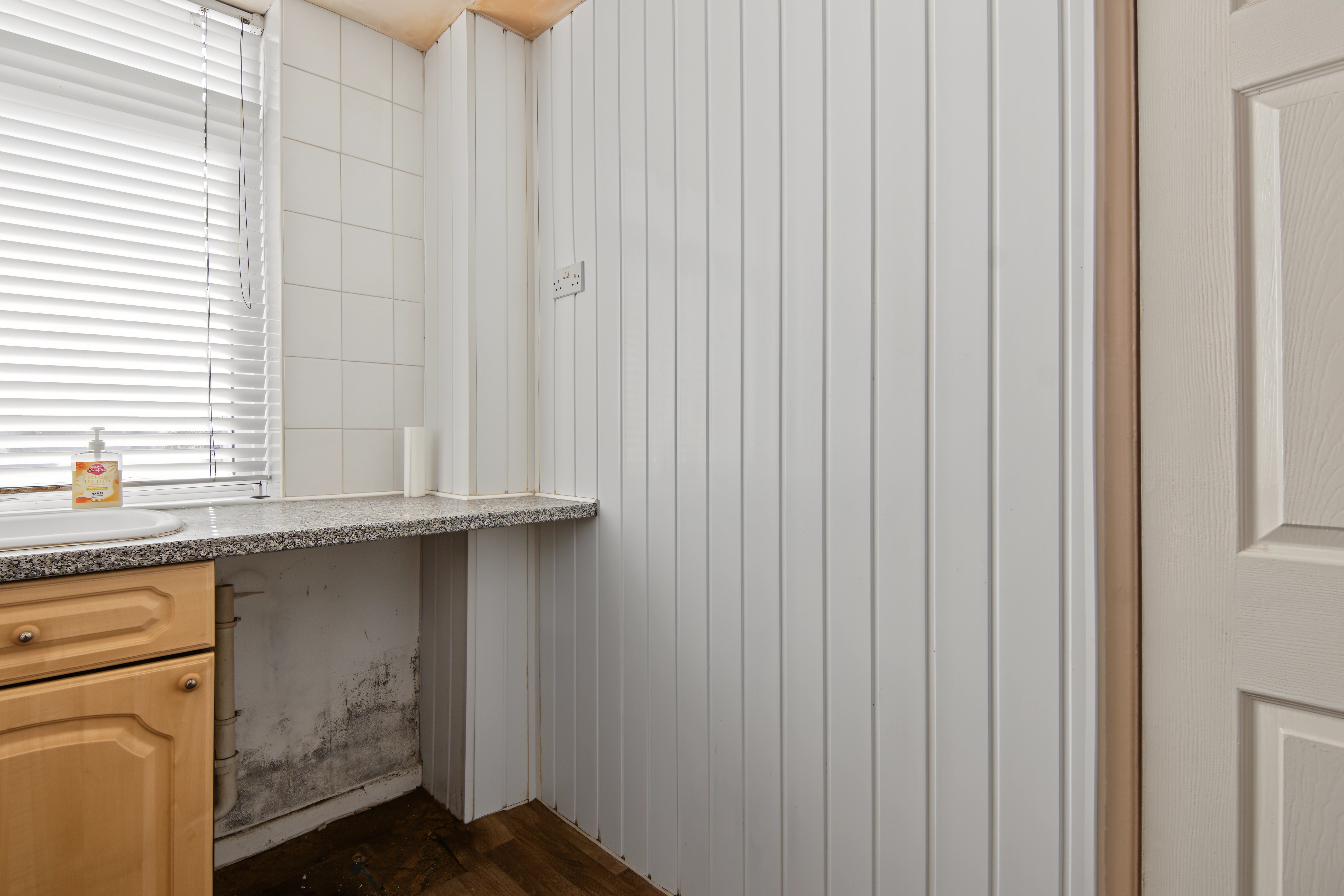 3 bedroom mid-terraced house for sale, The Glade, Coventry, CV5, photo 10 of 18