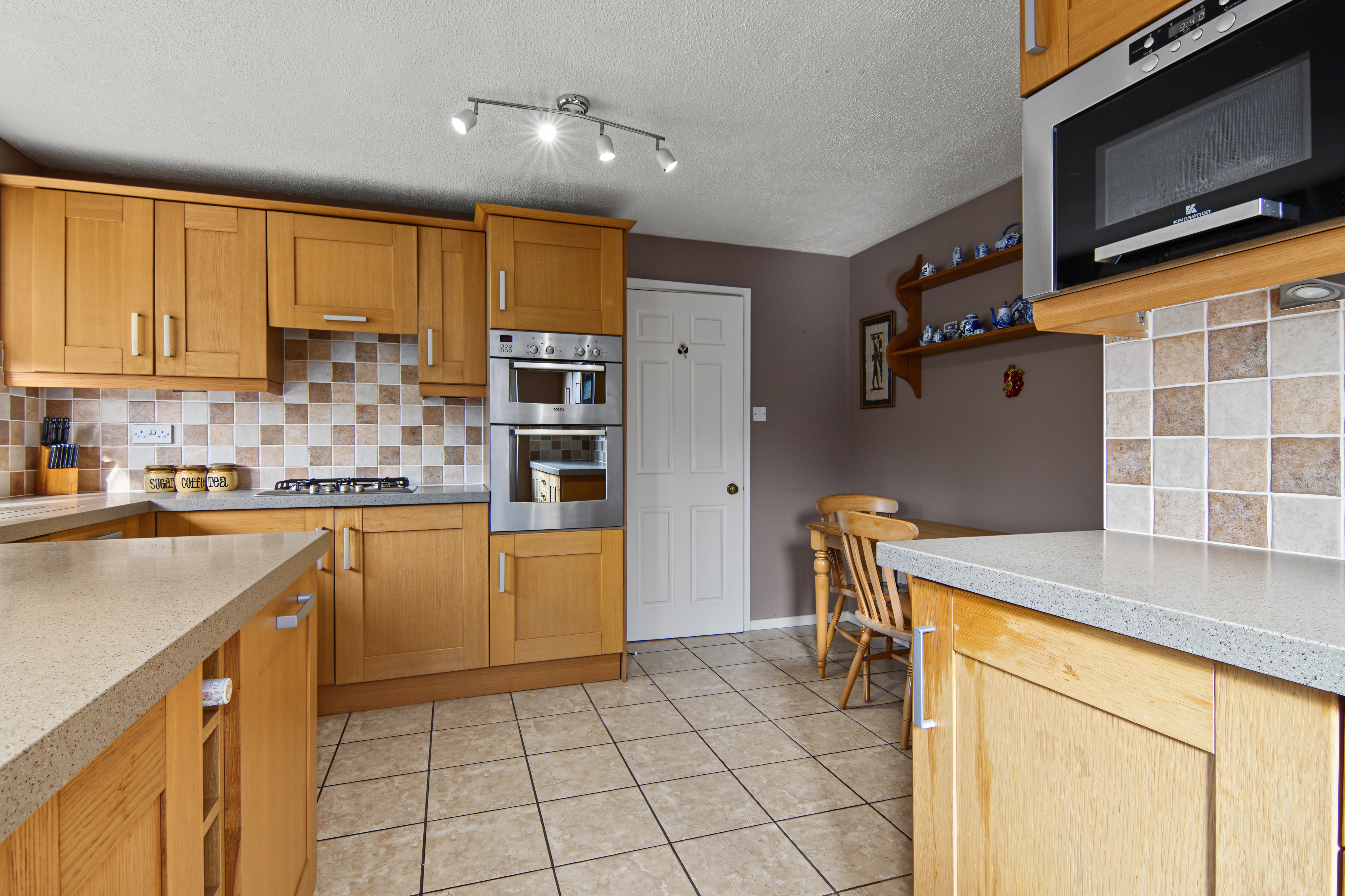 2 bedroom detached bungalow for sale, Norwich Close, Nuneaton, CV11, photo 3