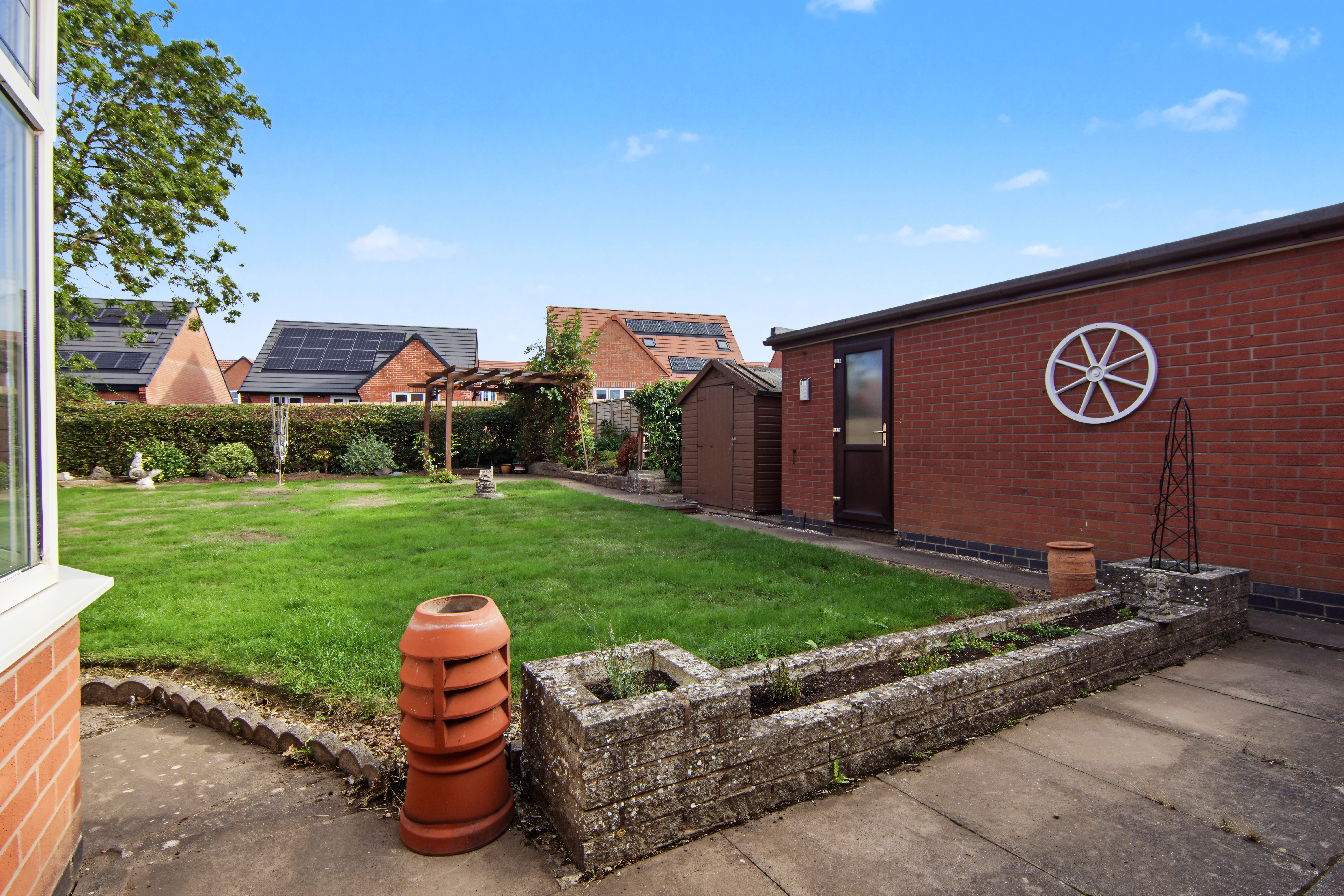 2 bedroom detached bungalow for sale, Norwich Close, Nuneaton, CV11, photo 4