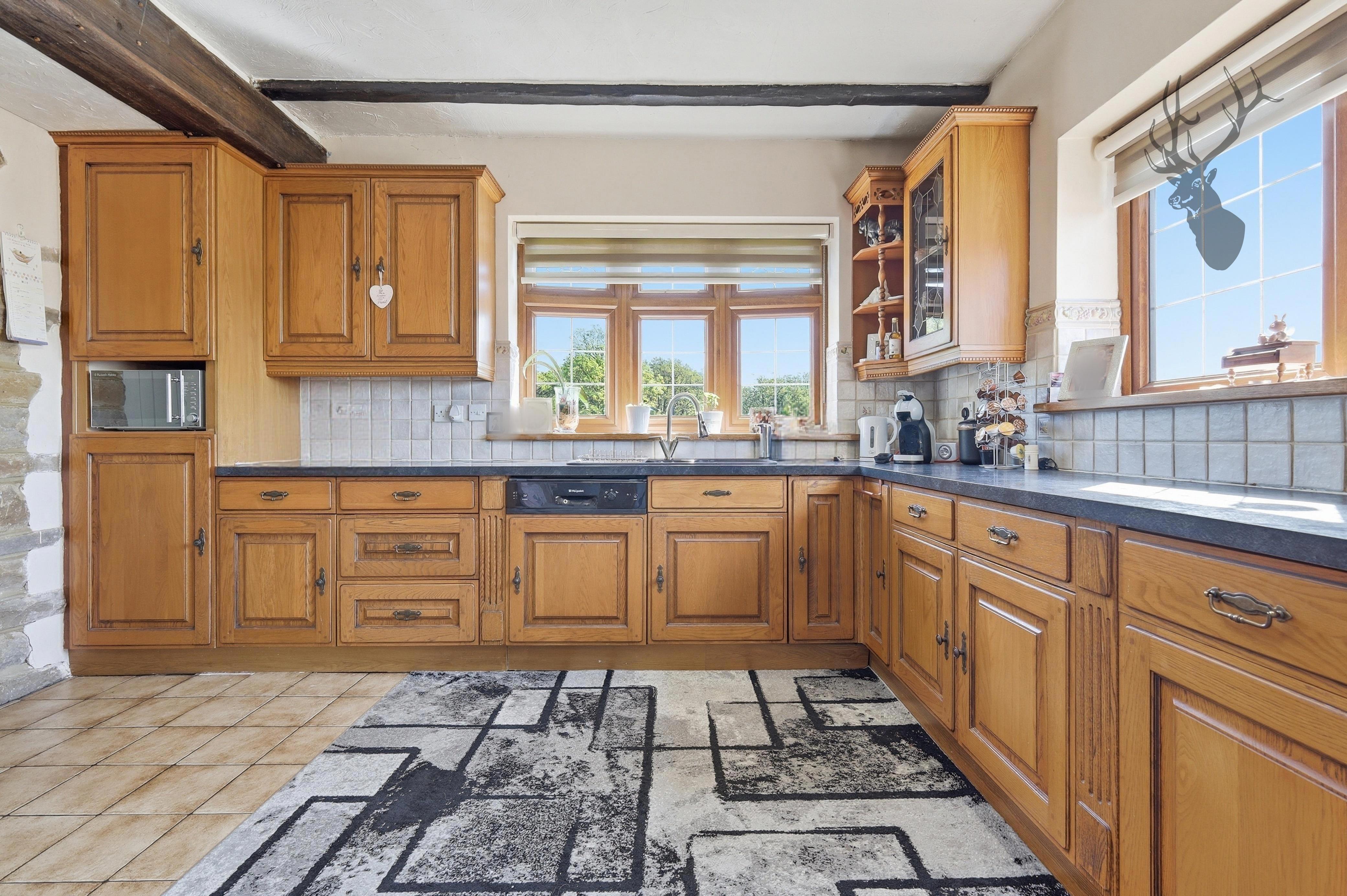 4 bedroom detached bungalow for sale, Lower Bedfords Road, Romford, RM1, photo 11 of 20