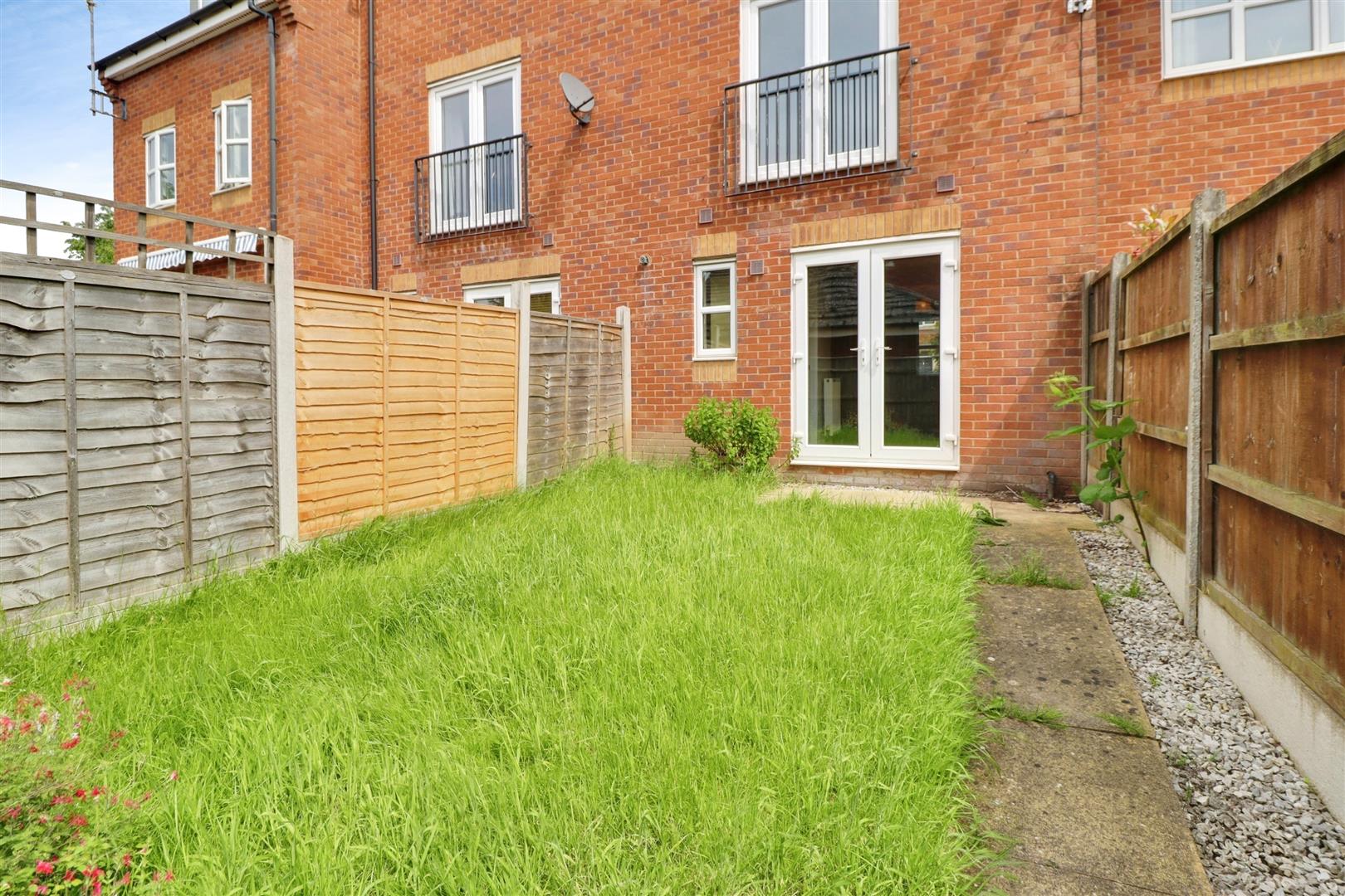 3 bedroom house for sale, Salisbury Close, Crewe, CW2, photo 16 of 17