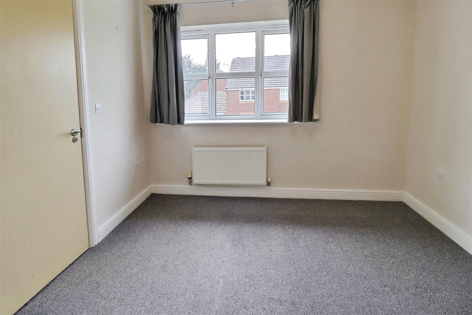 3 bedroom house for sale, Salisbury Close, Crewe, CW2, photo 4