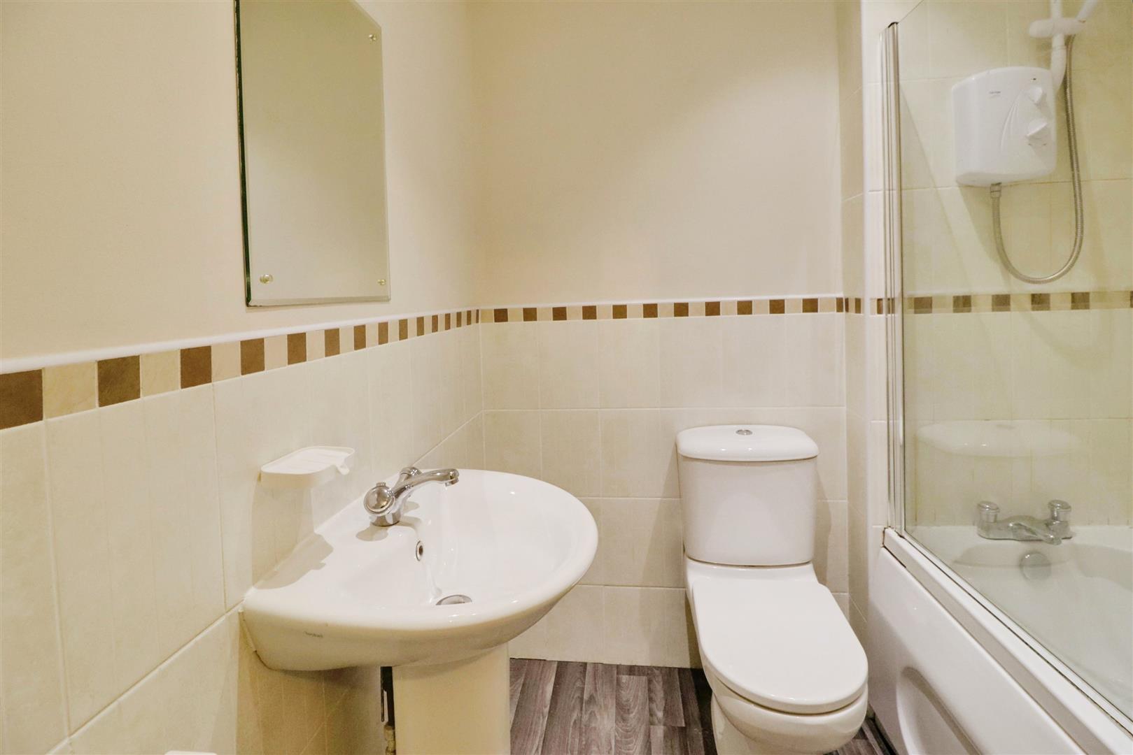 3 bedroom house for sale, Salisbury Close, Crewe, CW2, photo 7 of 17