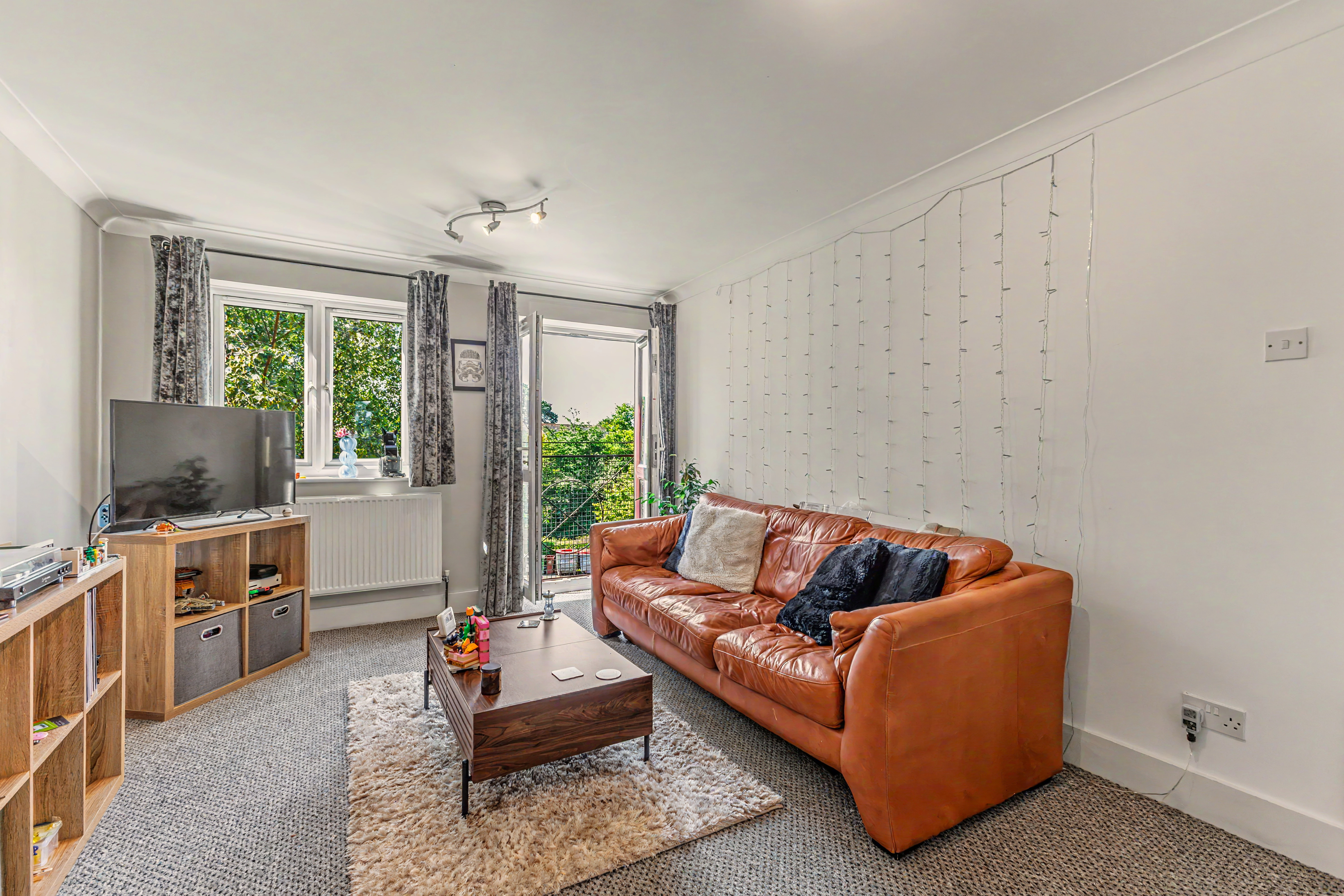 2 bedroom flat for sale, Gatehouse The Moorings, Leamington Spa, CV31