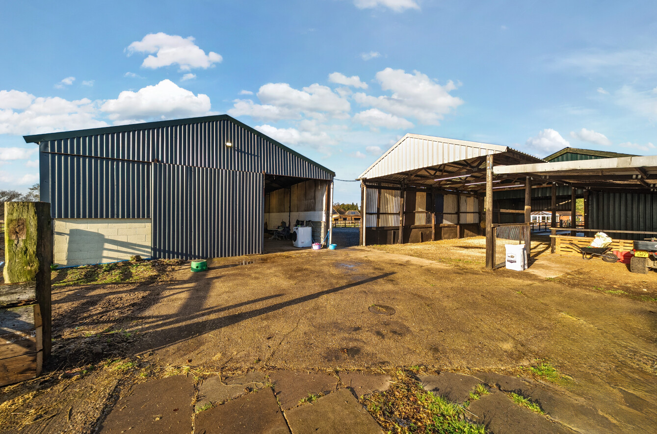 3 bedroom detached bungalow for sale, Brackenside Stables, Woodhall Spa, LN10
