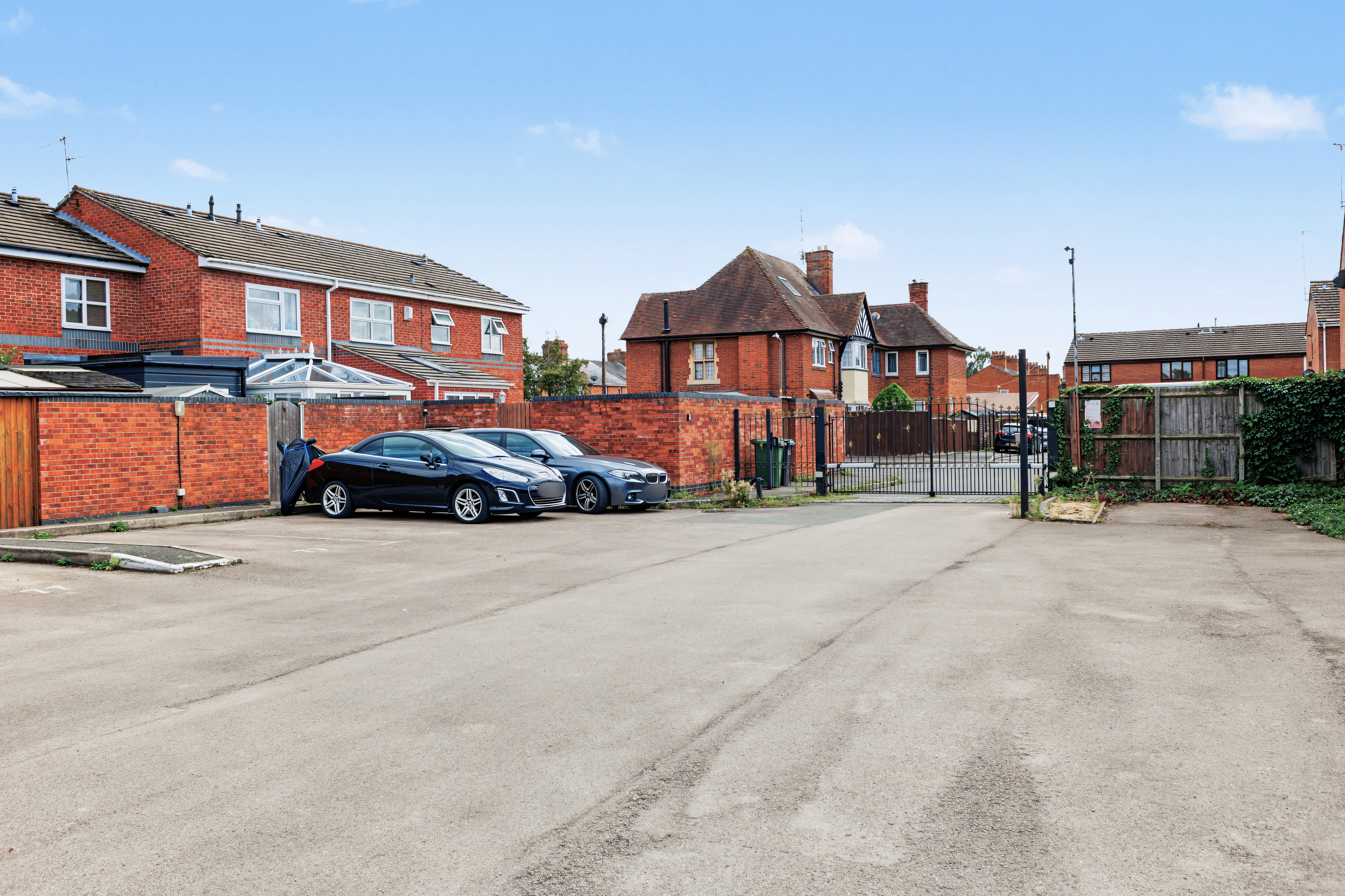 2 bedroom terraced house for sale, Briar Close, Evesham, WR11