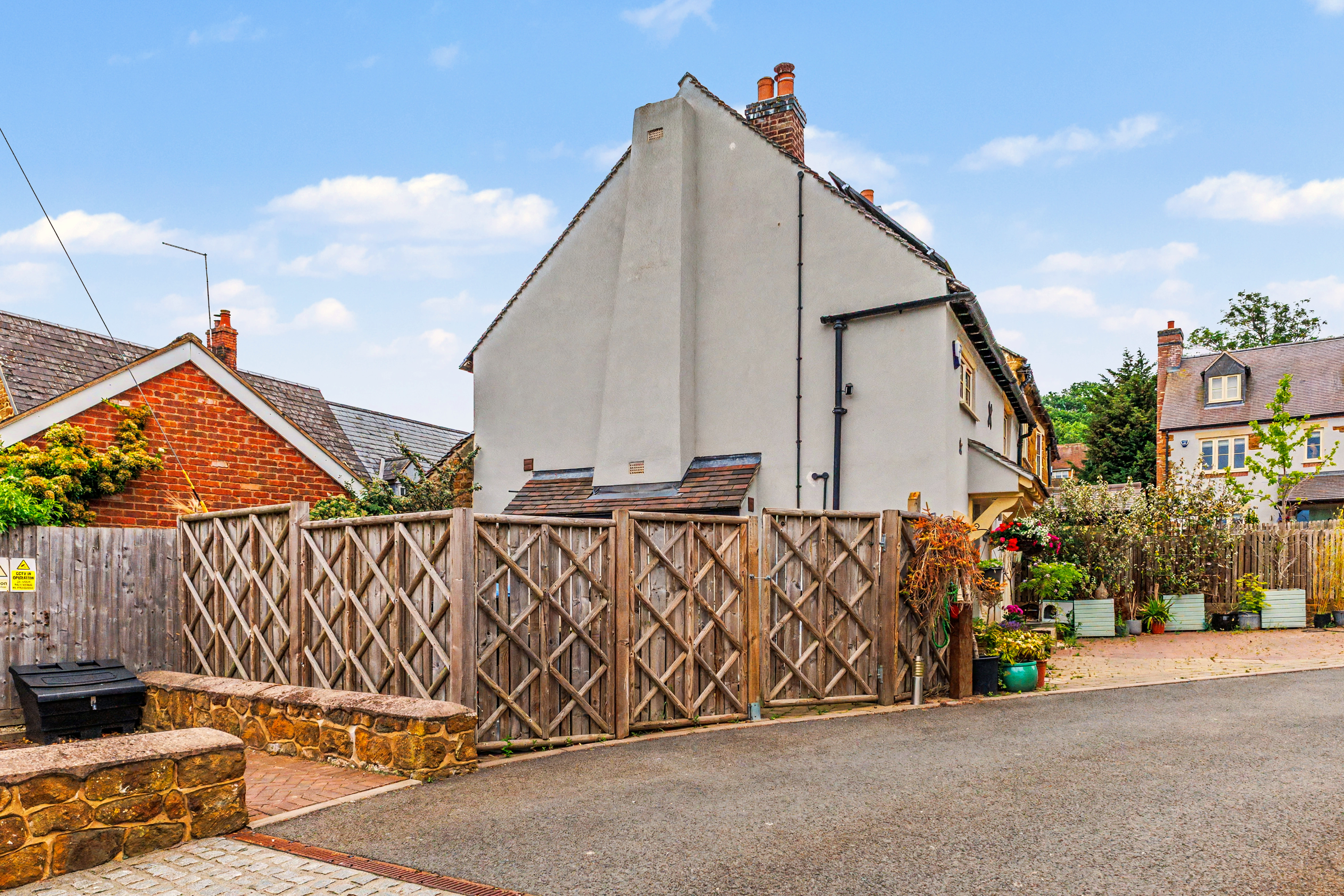 2 bedroom semi detached house for sale, The Willows Willow Gardens, Southam, CV47