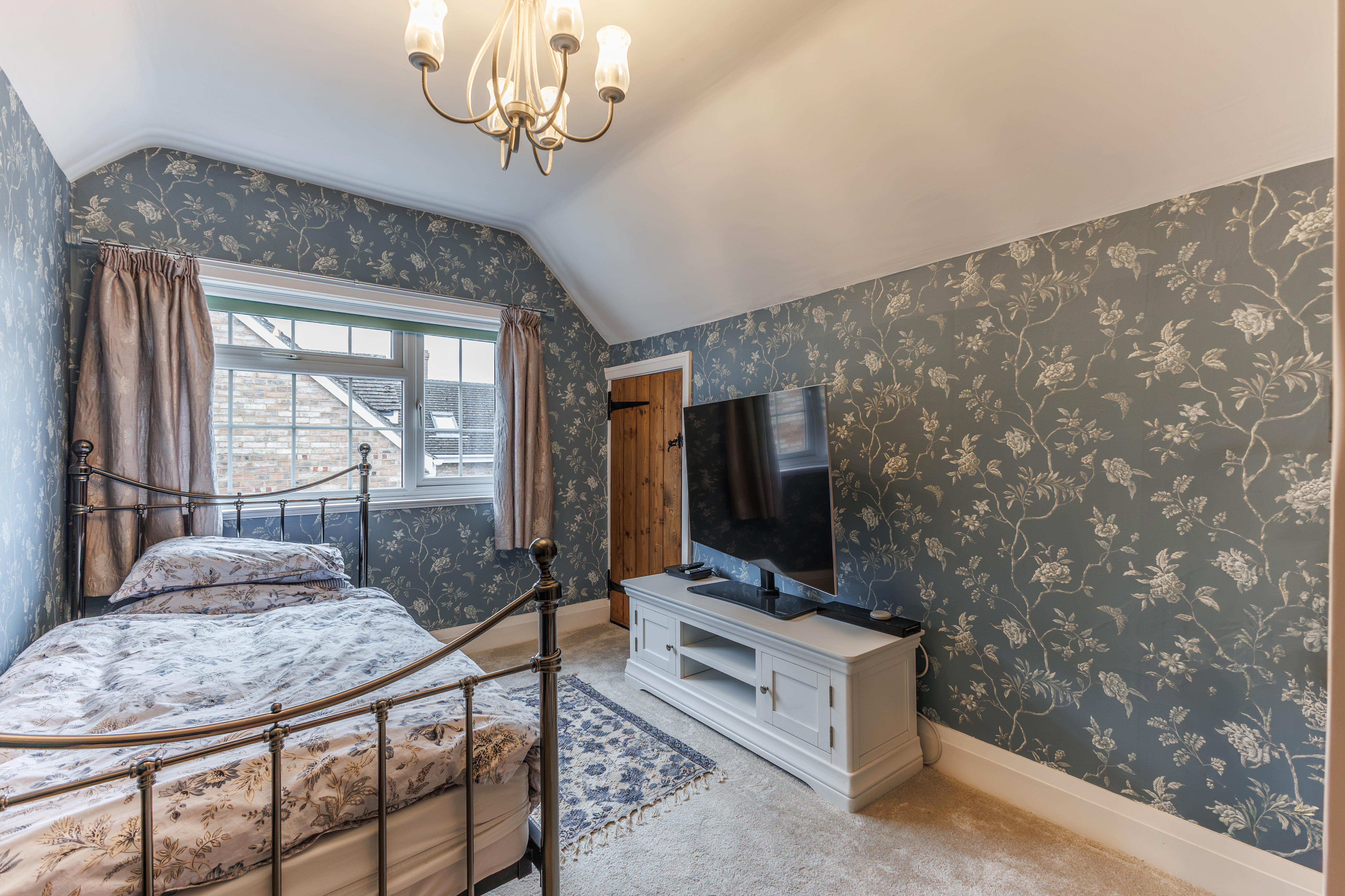 4 bedroom semi detached house for sale, White Gates Mill Lane, Evesham, WR11