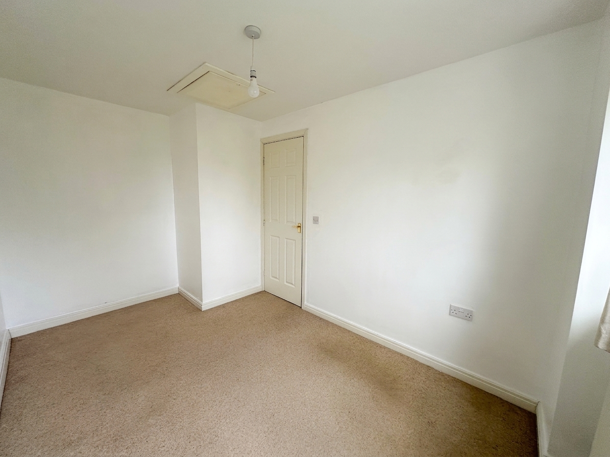 2 bedroom terraced house for sale, Drage Close, Lutterworth, LE17, photo 8 of 13