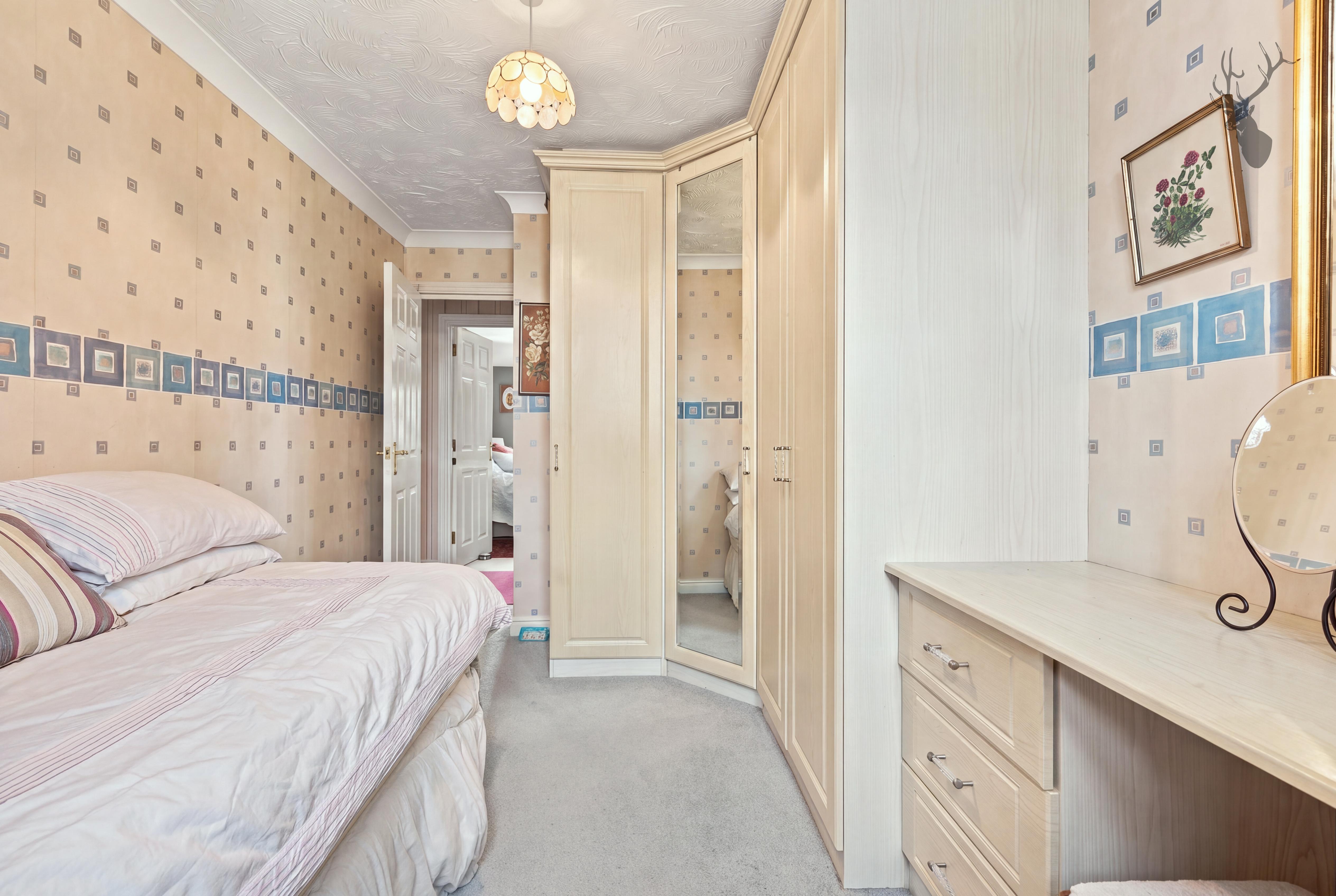 3 bedroom apartment for sale, The Heights Forest Drive, Epping, CM16, photo 12 of 20