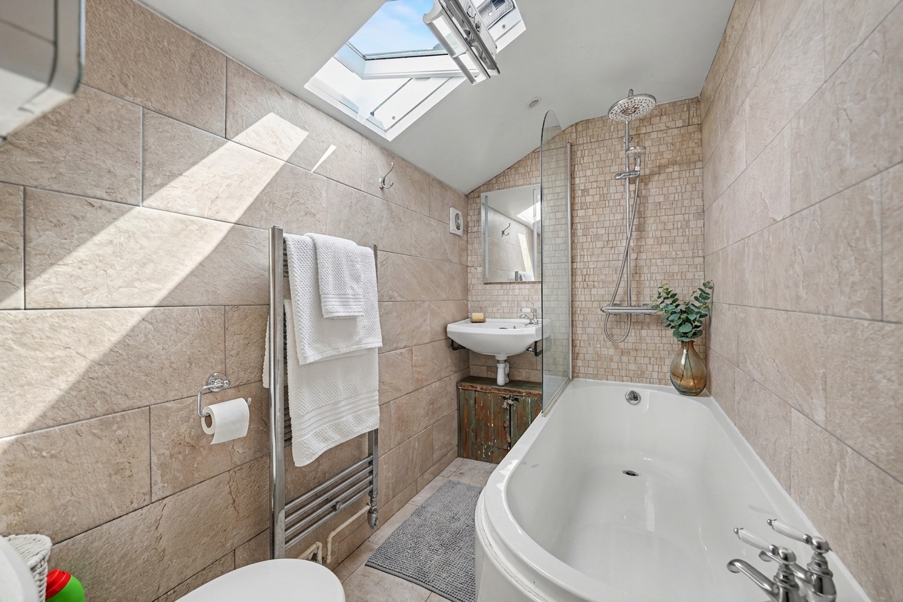 4 bedroom semi detached house for sale, Berridges Lane, Lutterworth, LE17